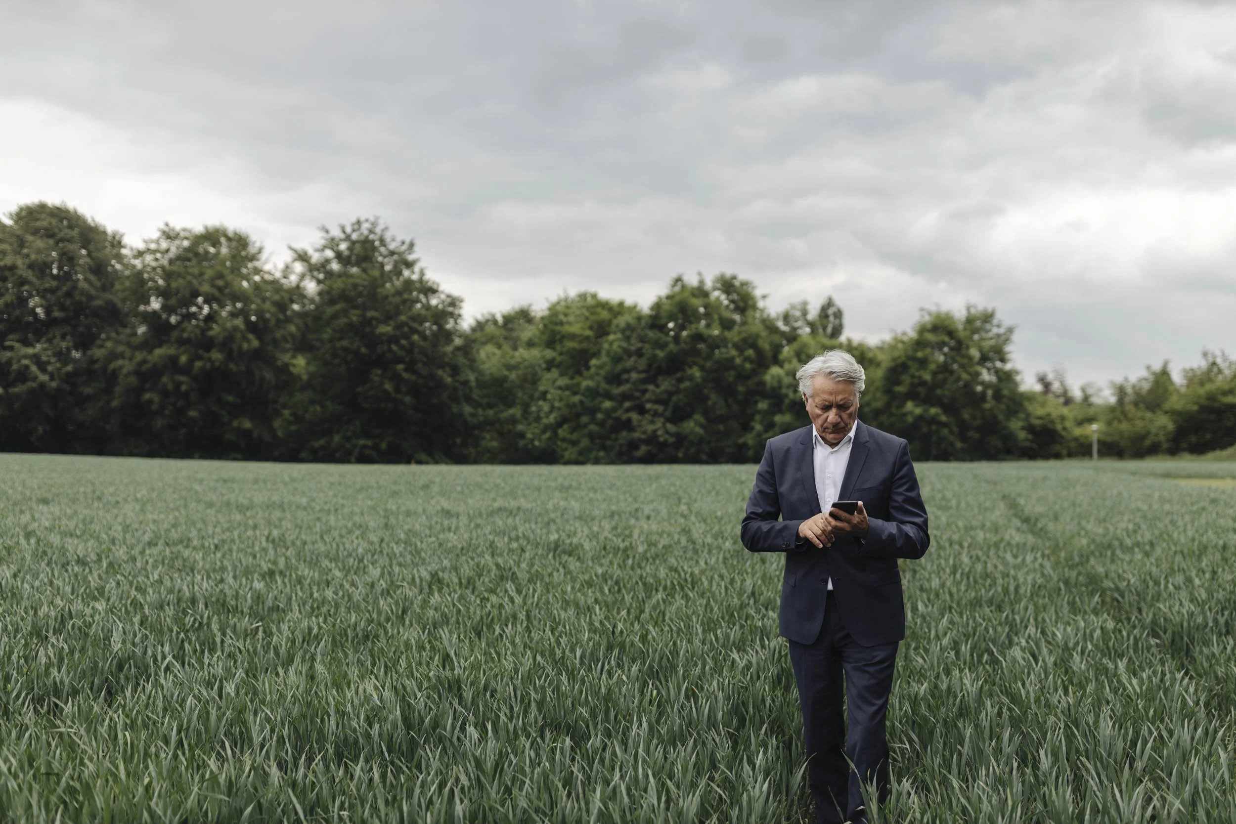 best-ager-business-portrait-bauernhof-2.jpg