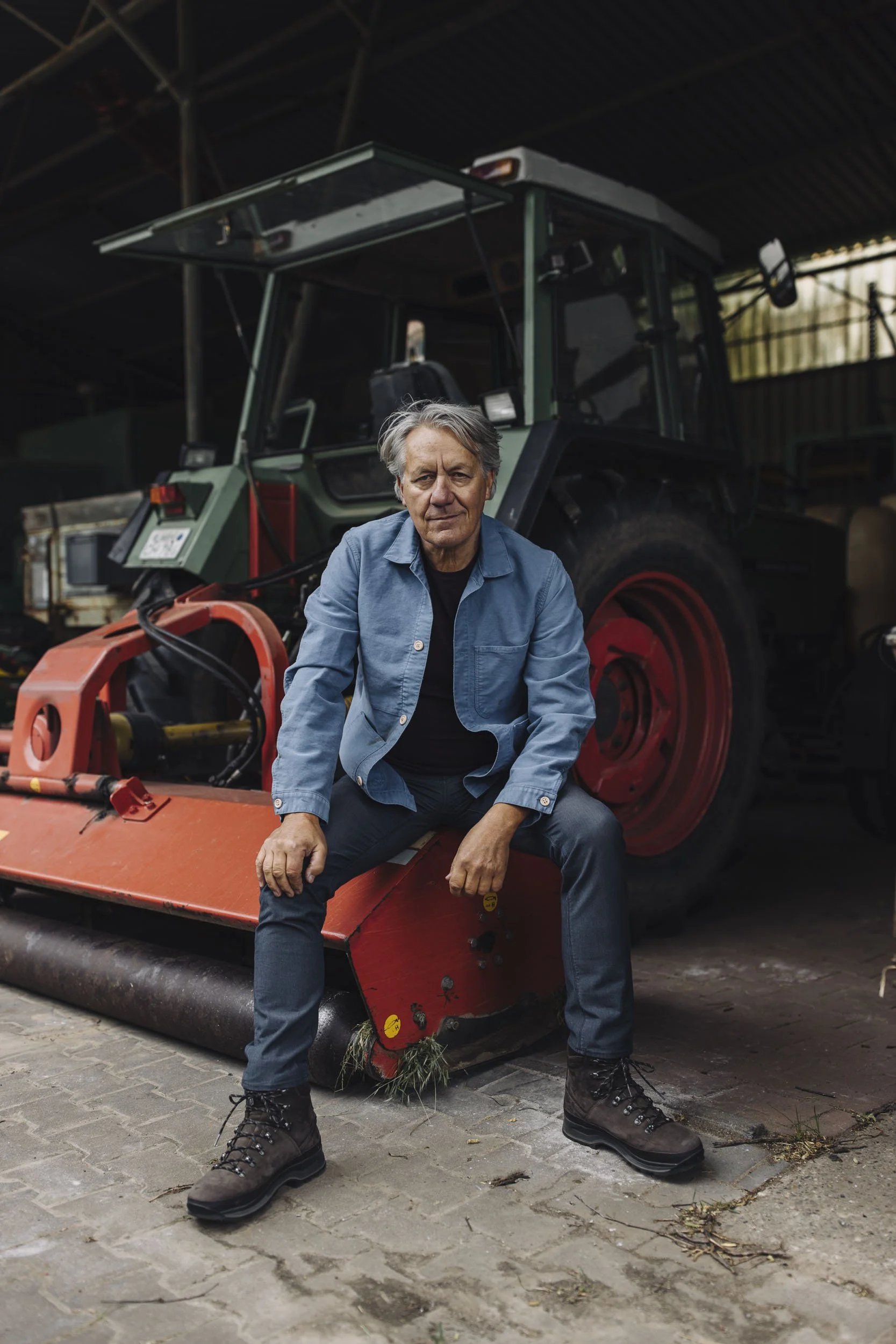 best-ager-business-portrait-bauernhof-6.jpg