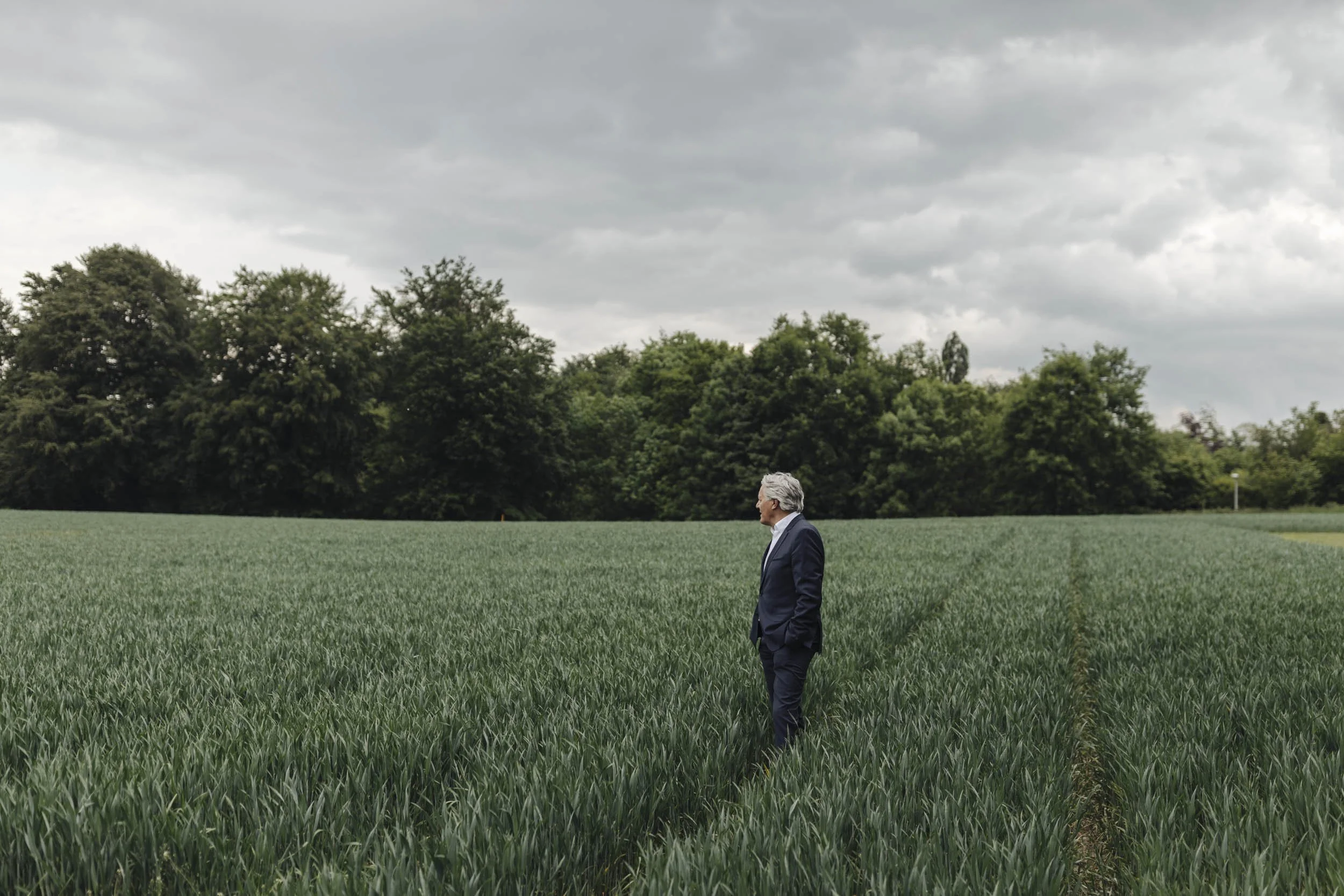 best-ager-business-portrait-bauernhof.jpg