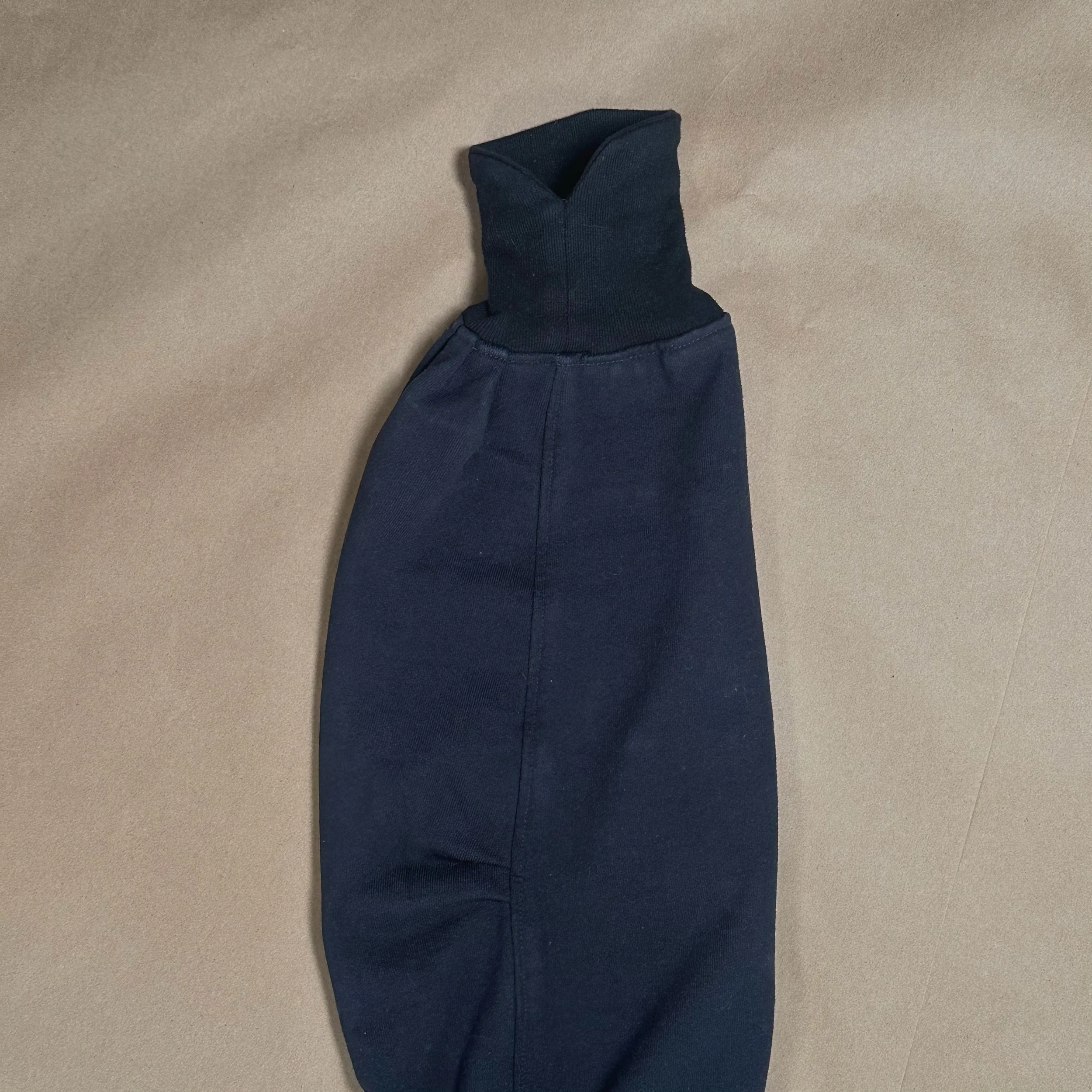 Black Raglan 4.jpg