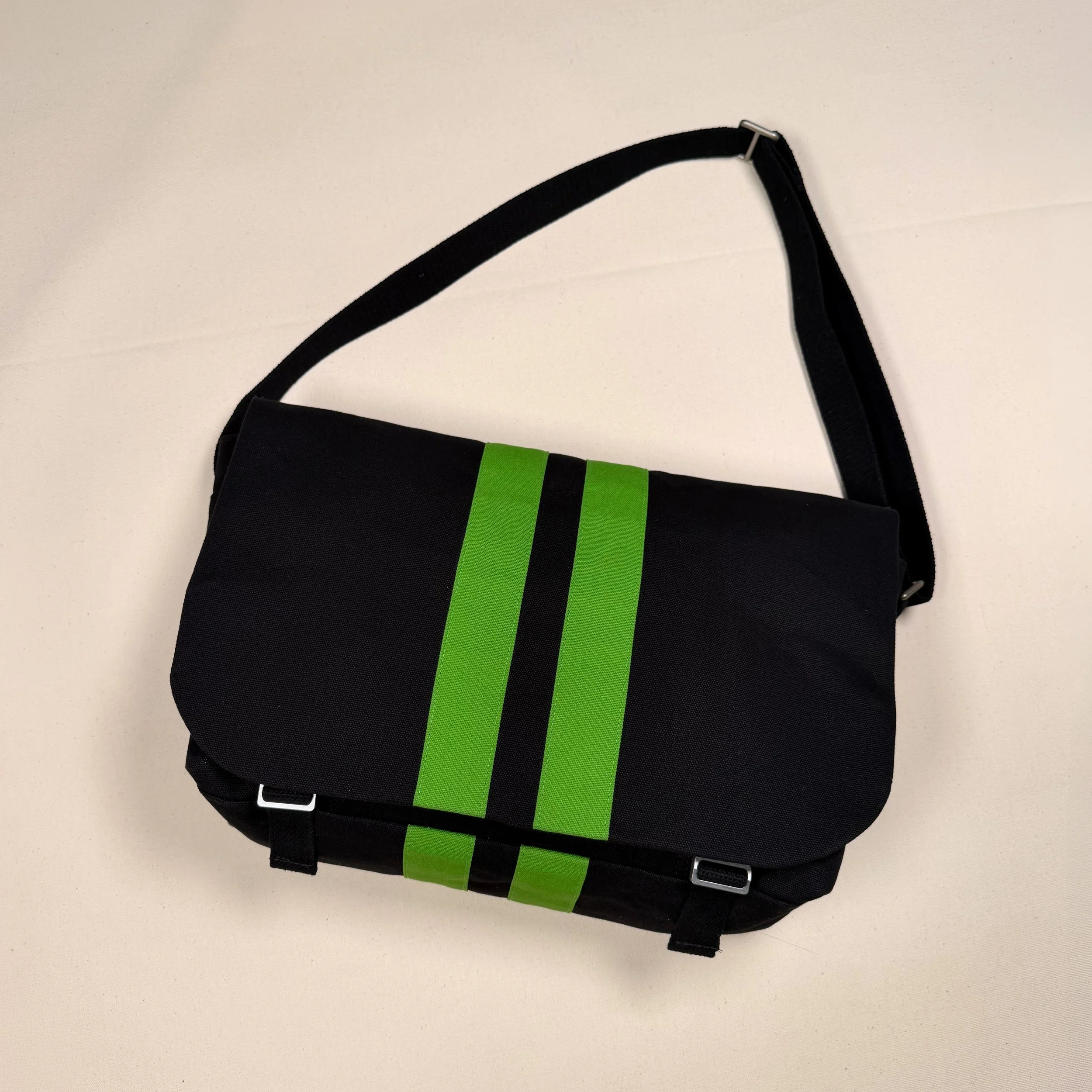 Messanger bags 2.0 image 2.jpg