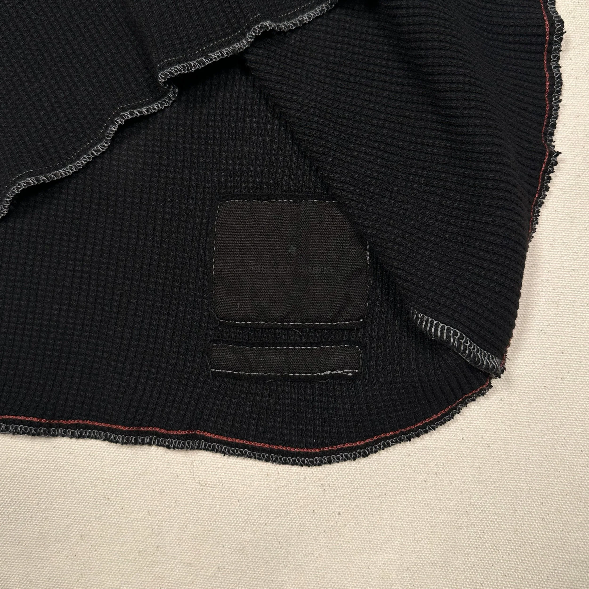 Black Thermal 25 3.jpg