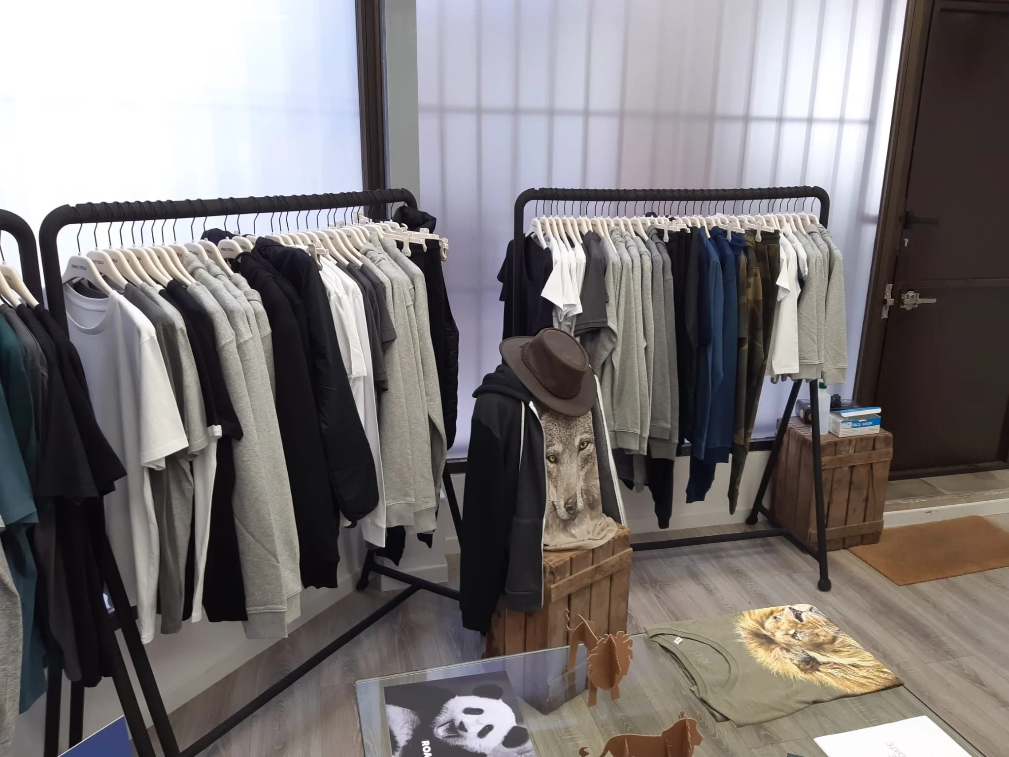 showroom-07.JPG