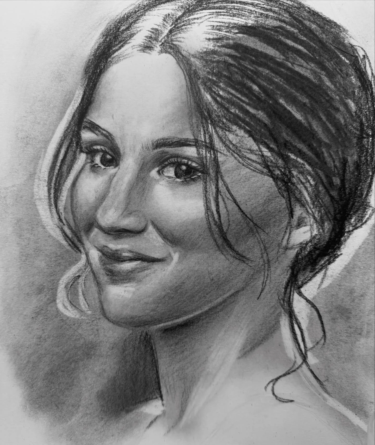 I spent so much time trying to get this piece to work with pencil and it just wasn&rsquo;t working out. Yesterday I decided to play around with some charcoal and see what would happen, and I only spent an hour working on it. So happy I decided to cha