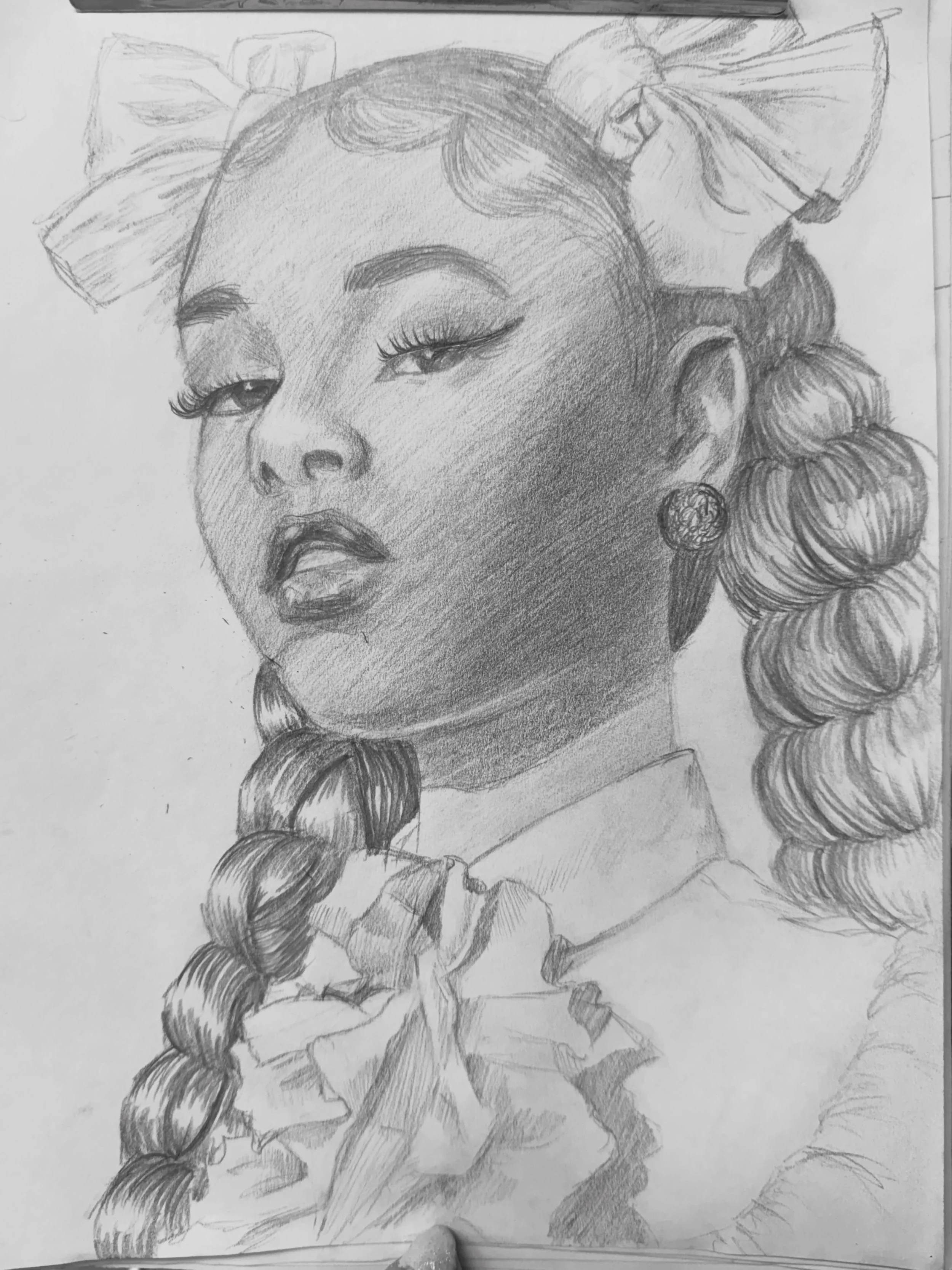 Sometimes while my students are working on their drawings, I have a little time to do my own drawings! Found this reference on Pinterest and am really happy with how it turned out! All done with a regular and a mechanical pencil 😊