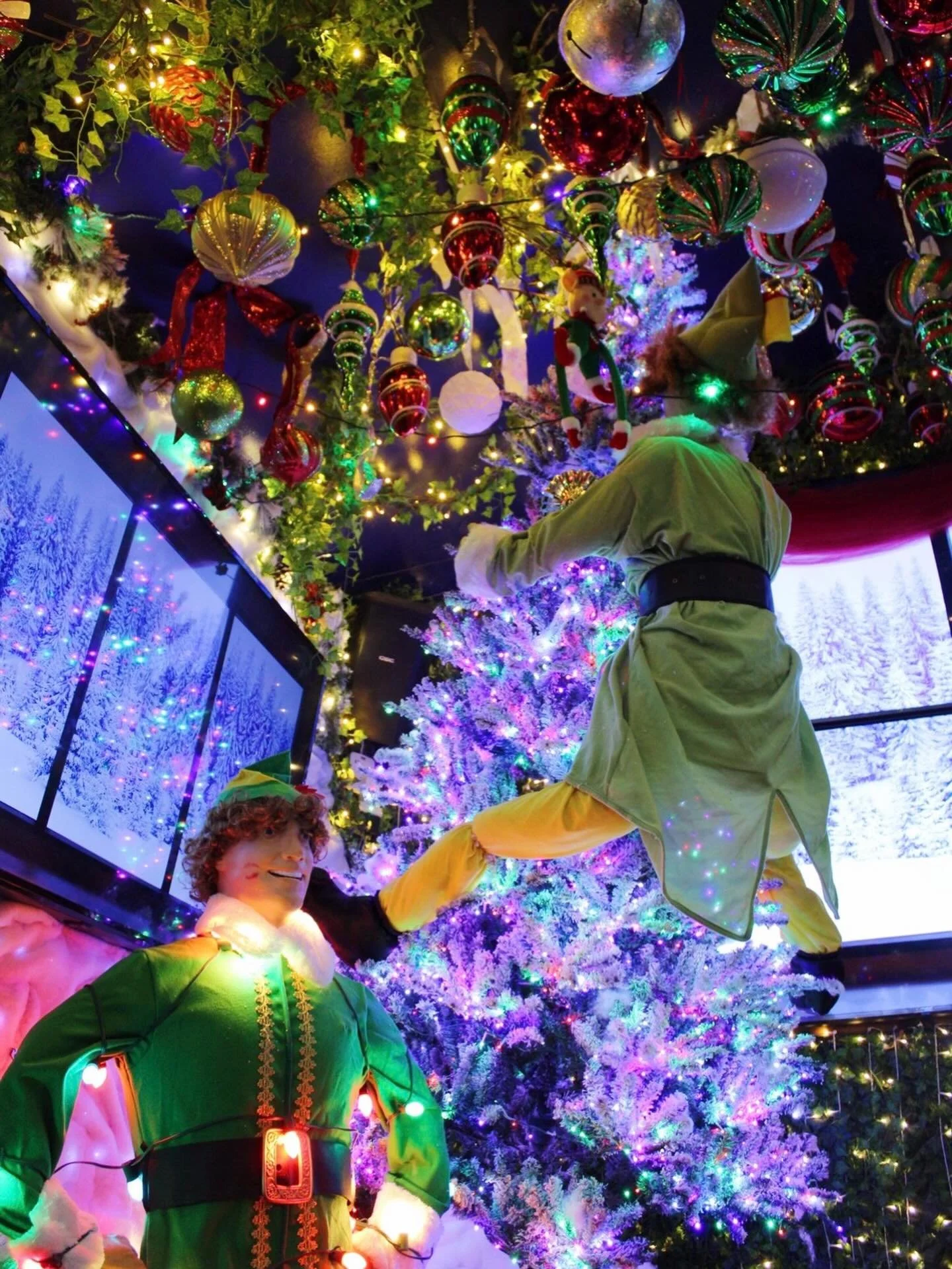 Heads up! We will be closed for private events this Thursday (5pm-7pm) &amp; Friday (6pm-9pm)&hellip; regular hours before and after the events&hellip; As always: NO COVER! 🎄✨🎅

Let&rsquo;s get #ElfdUp! 

#tistheseason #buddytheelf #happyholidays