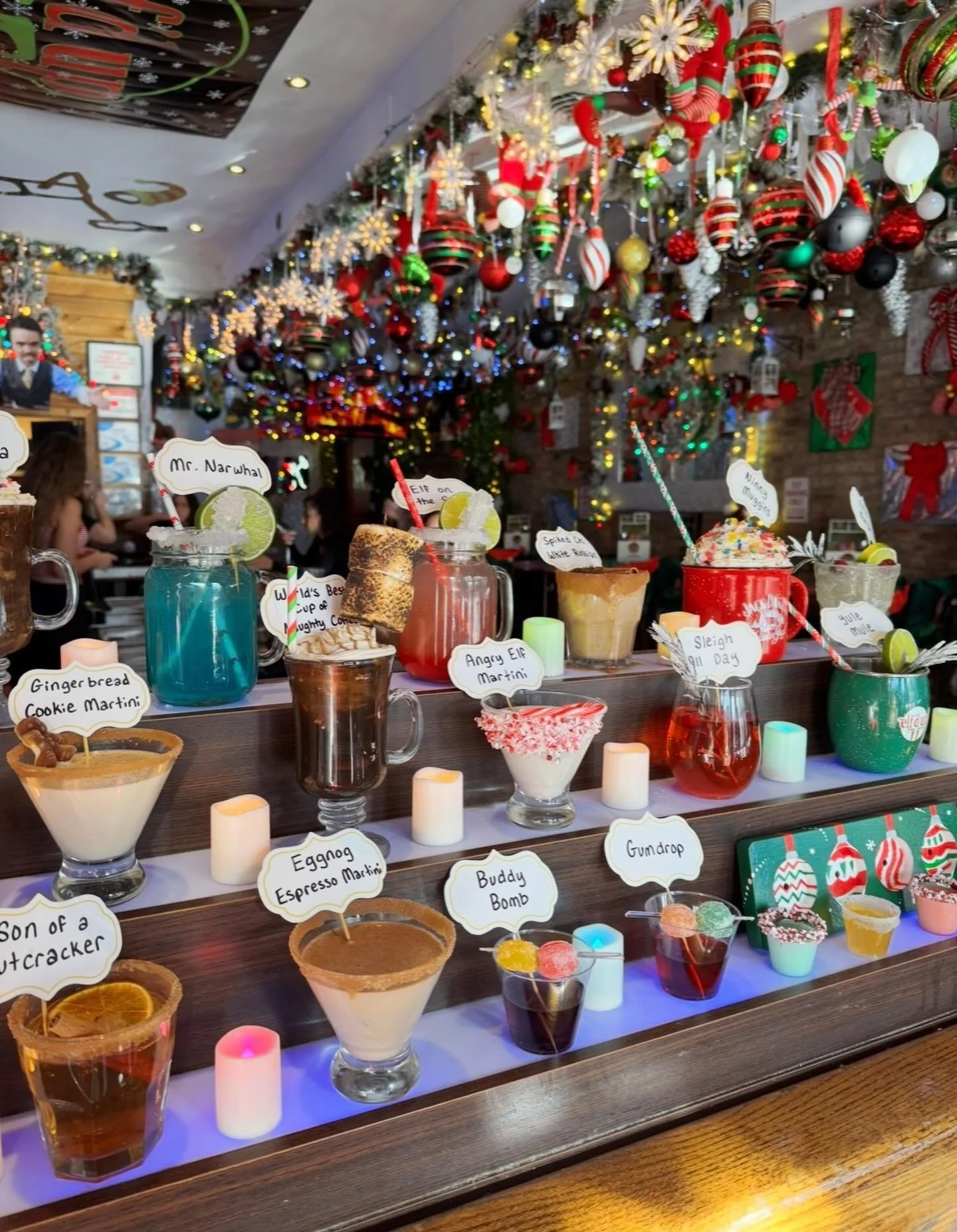 Only 10 DAYS TIL CHRISTMAS! 🎄✨🎁 Get in the holiday spirt with us all week long. 🎅

&bull; Monday, Tuesday + Wednesday: Open at 3pm
&bull; Thursday + Friday: Open at 11am
&bull; Saturday + Sunday: Open at 1030am

CHEERS TO THE SEASON! 

#elfdup #wr