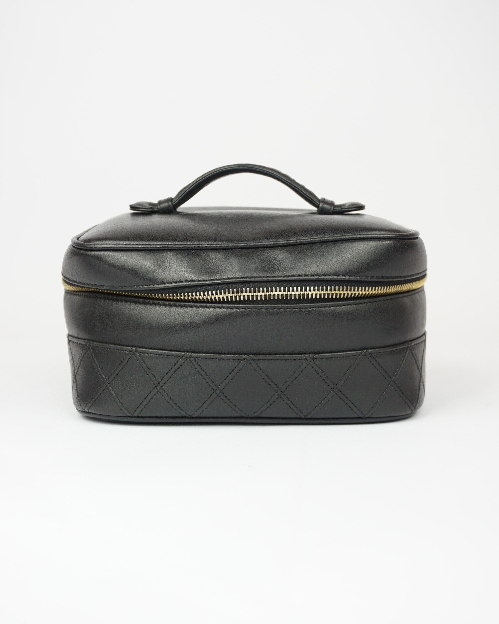 chanel lambskin vanity case