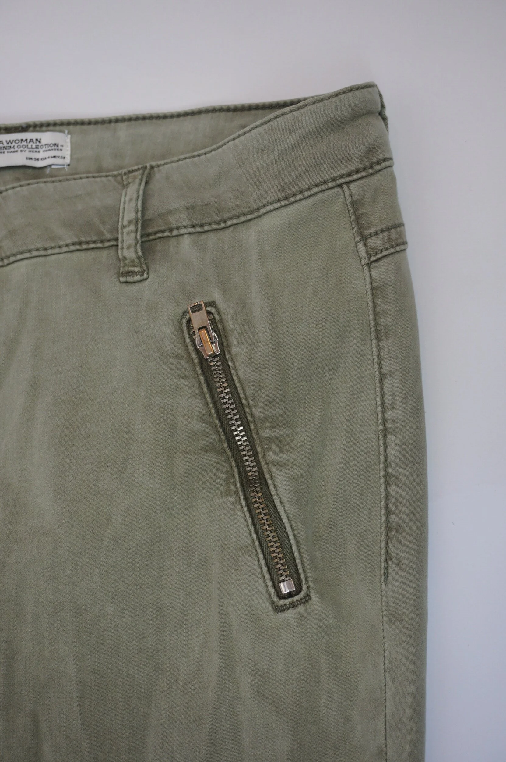 Zara Woman Green Premium Denim Collection Jeans Size 4 — DESIGNER TAKEAWAY  BY QUEEN OF LUXURY BOUTIQUE INC.