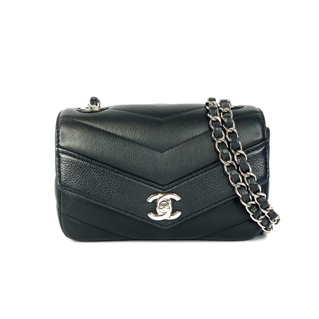 chanel chevron caviar