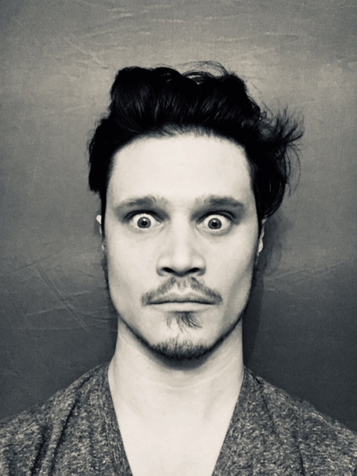 selfie-fishy-simple--GIF.gif