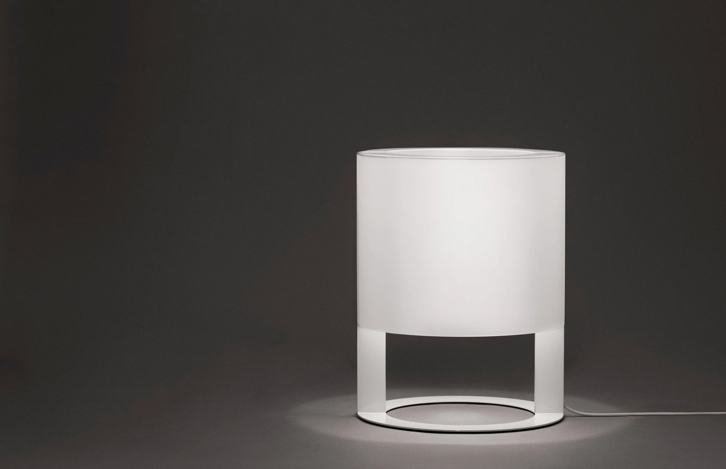 Side_Lamp_OnGrey_heikki-Ruoho.jpg