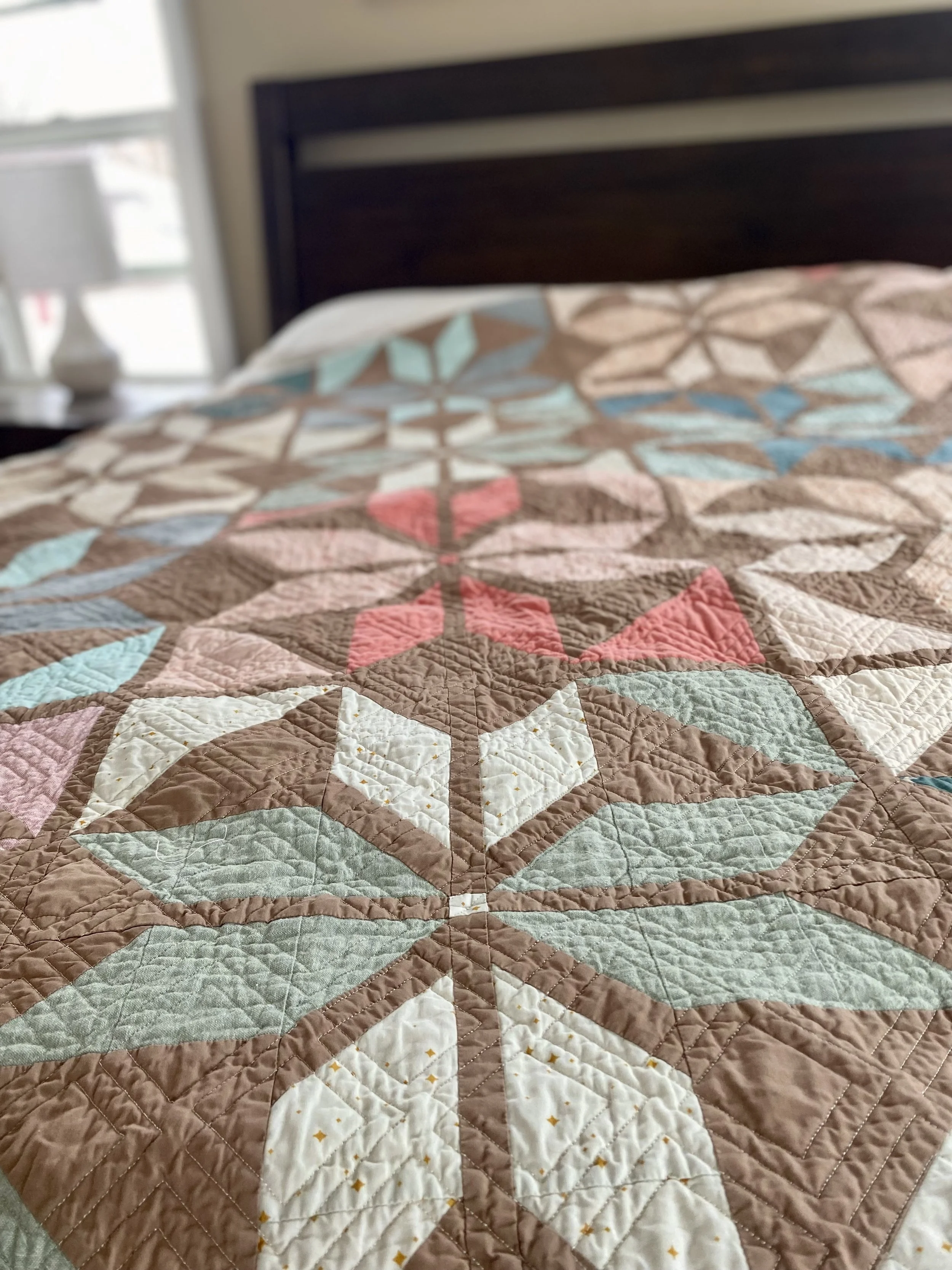 The Suzy Quilts Holiday Party Quilt-Along