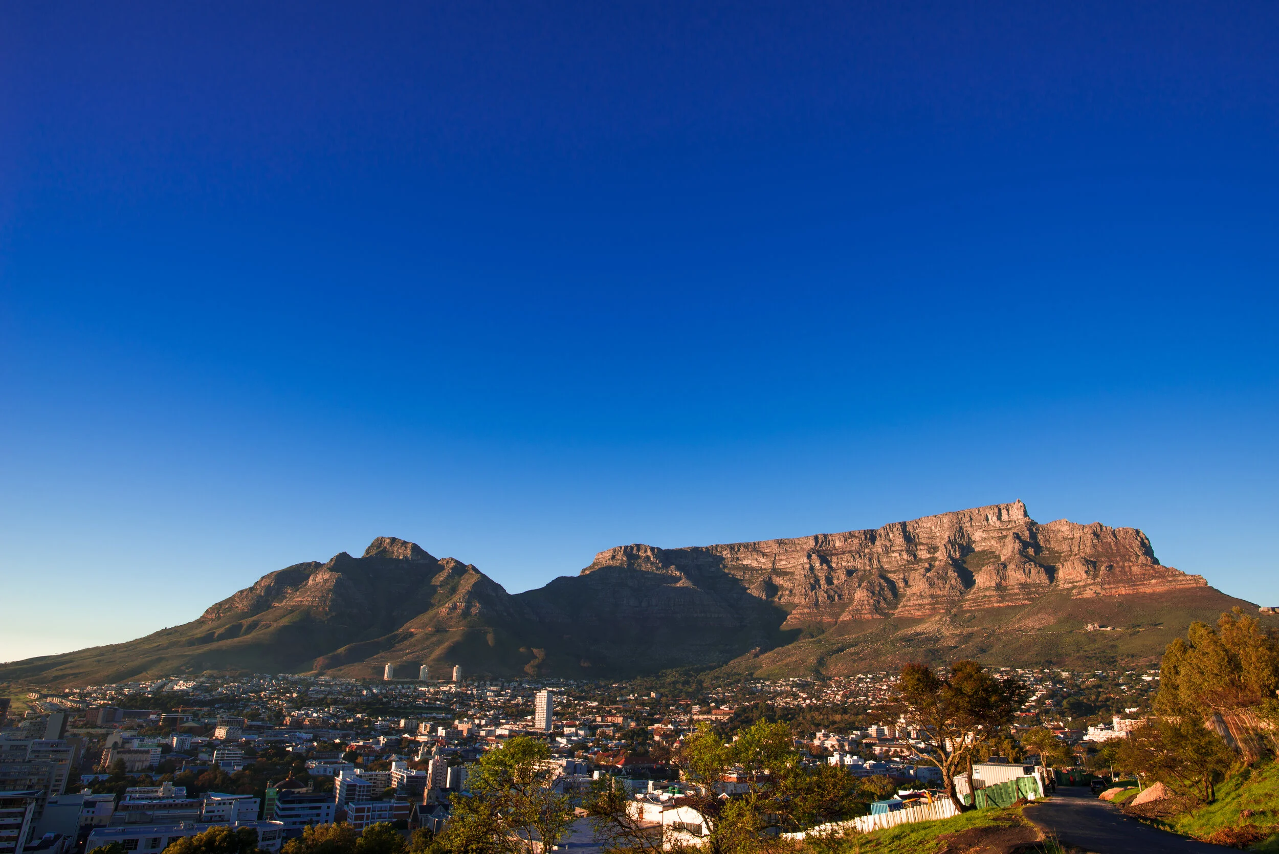 Table Mountain Cape Town Sunrise 2018 version 2-4258.jpg