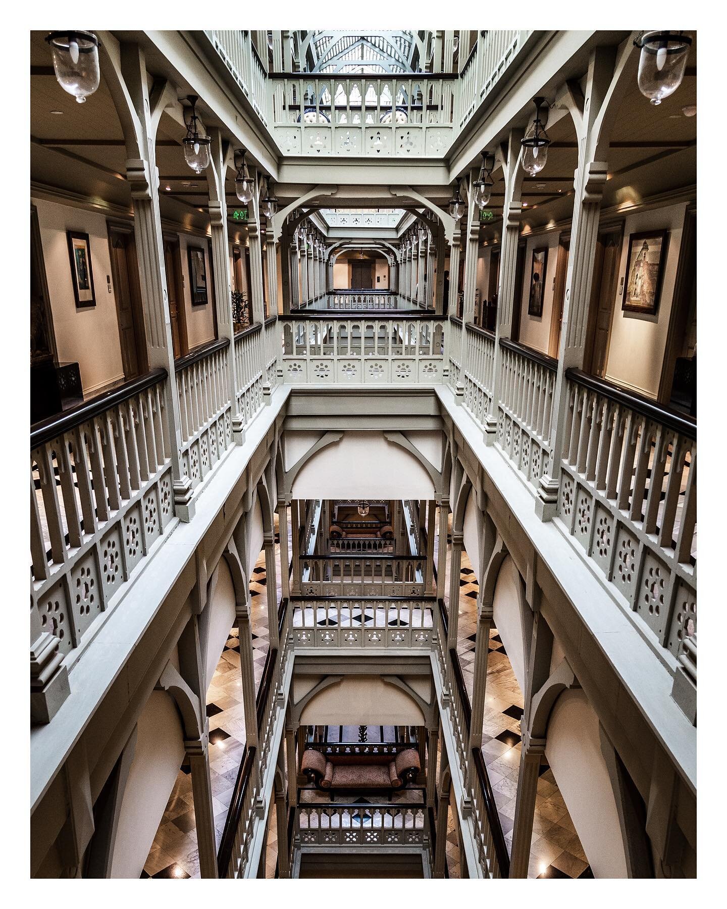 Taj Mahal Palace - Inside my favorite hotel. The Taj in Mumbai is an amazing hotel, sporting history (both old and new) as well as incredible service. A real sea of tranquility surrounded by a crazy busy city. 
.
.
.

#amateurphotography #amateurphot