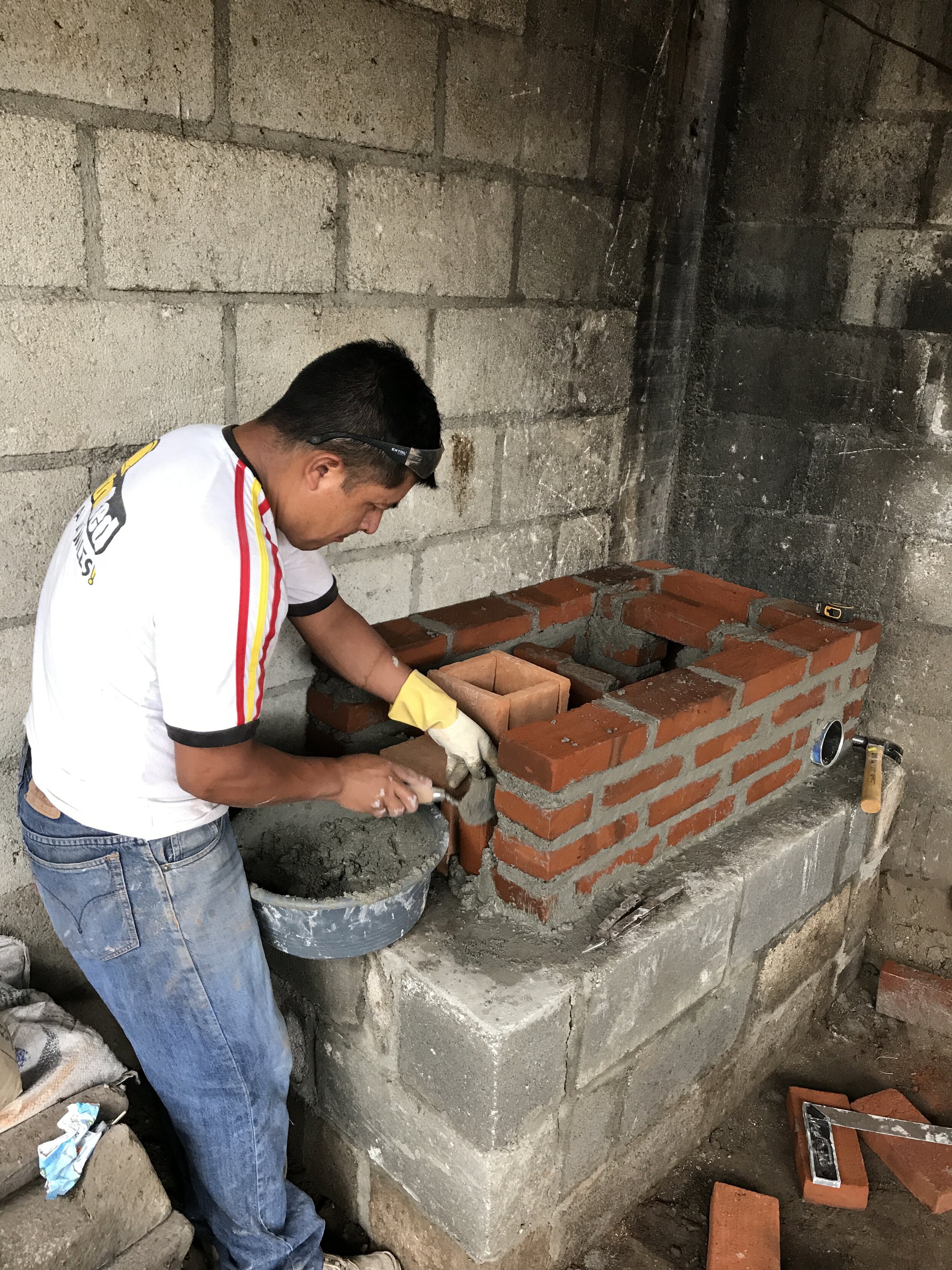 Step 3: Ceramic fire bricks form the combustion chamber