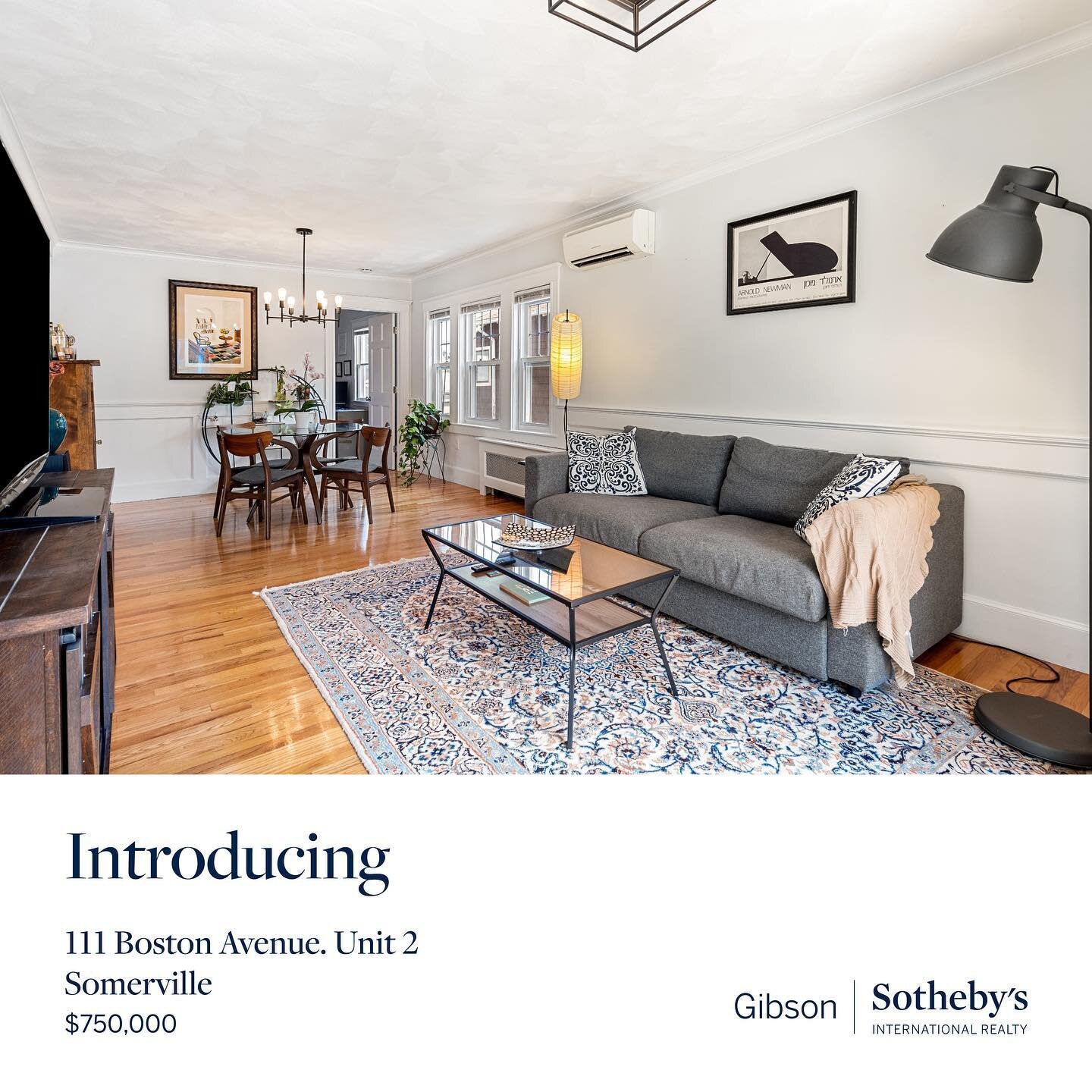 New Listing Alert 🚨🚨🚨

Updated in 2019, this sunny top floor condo is centrally located to all that Somerville has to offer and less than 0.2 miles to the upcoming Ball Square Green Line Station. This top floor unit offers hardwood flooring, an op