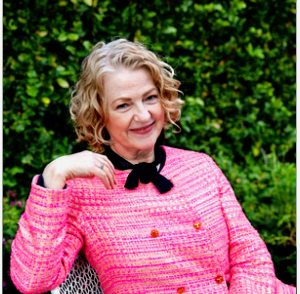 Anne_portrait_LOW-RES.jpg