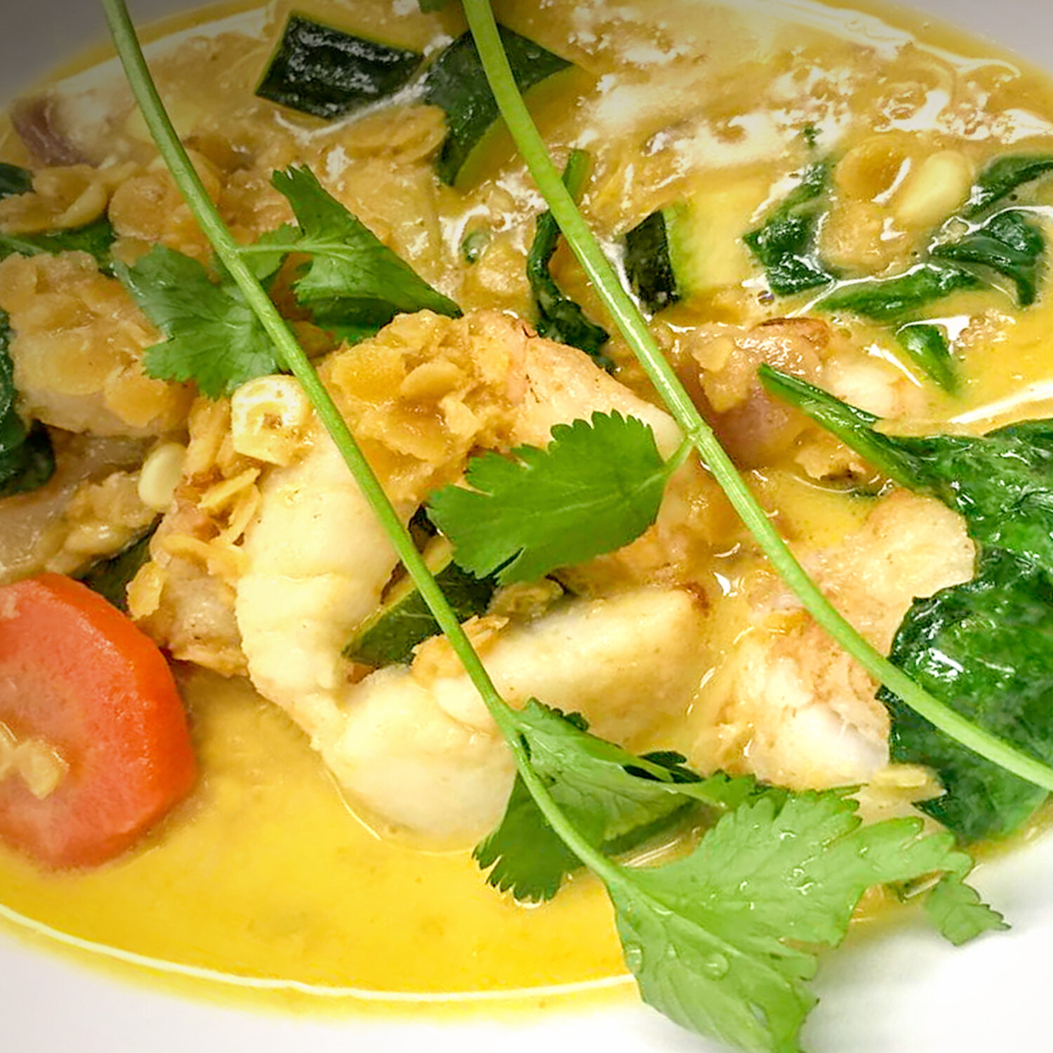 Curried Seafood Bowl with Vegetables and Lentils