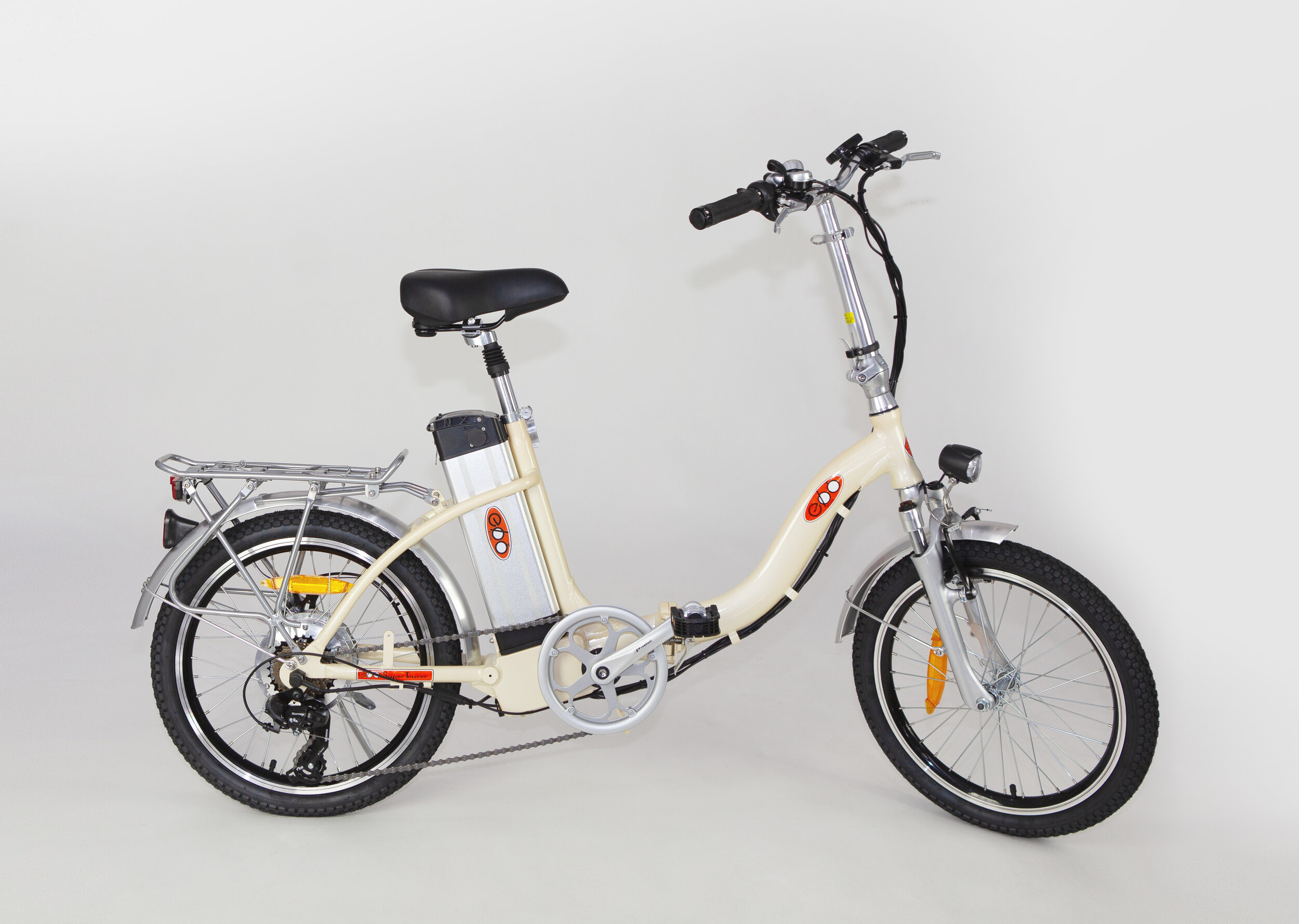 EBO foldie cream.jpg