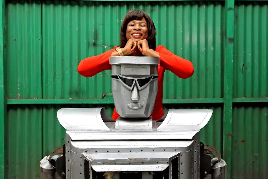 Thérèse Kirongozi: Robotic Traffic Controllers