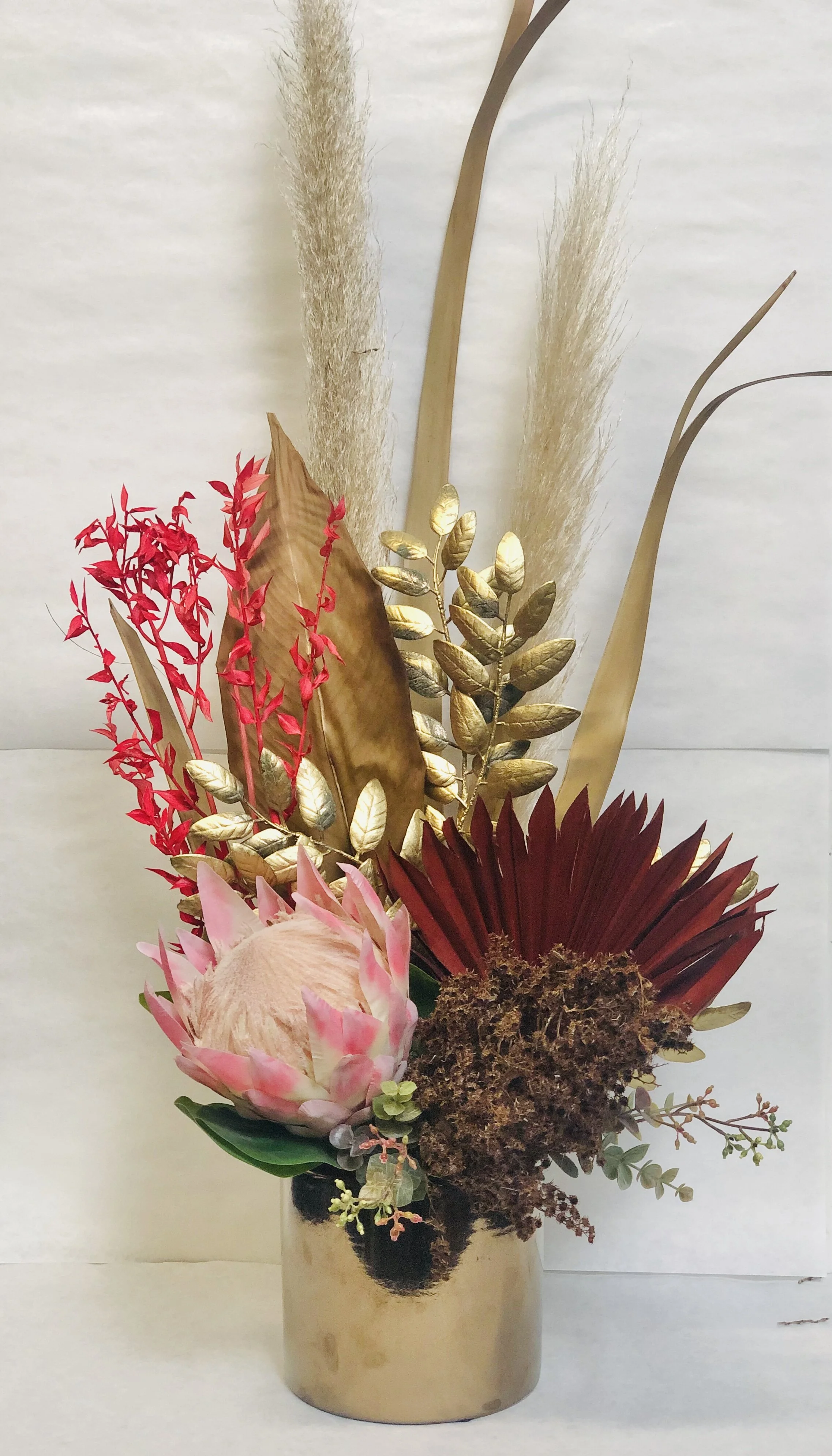 Dried &amp; Silk Gold Pot