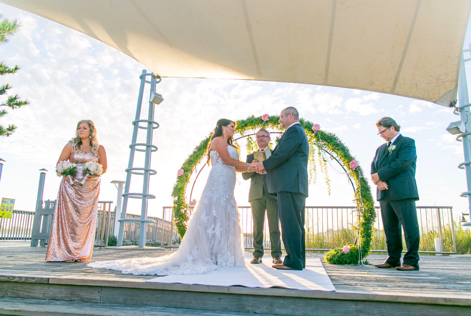 Ashley &amp; Mikes | Sunset Park Wedding Ceremony | Ocean City, Maryland