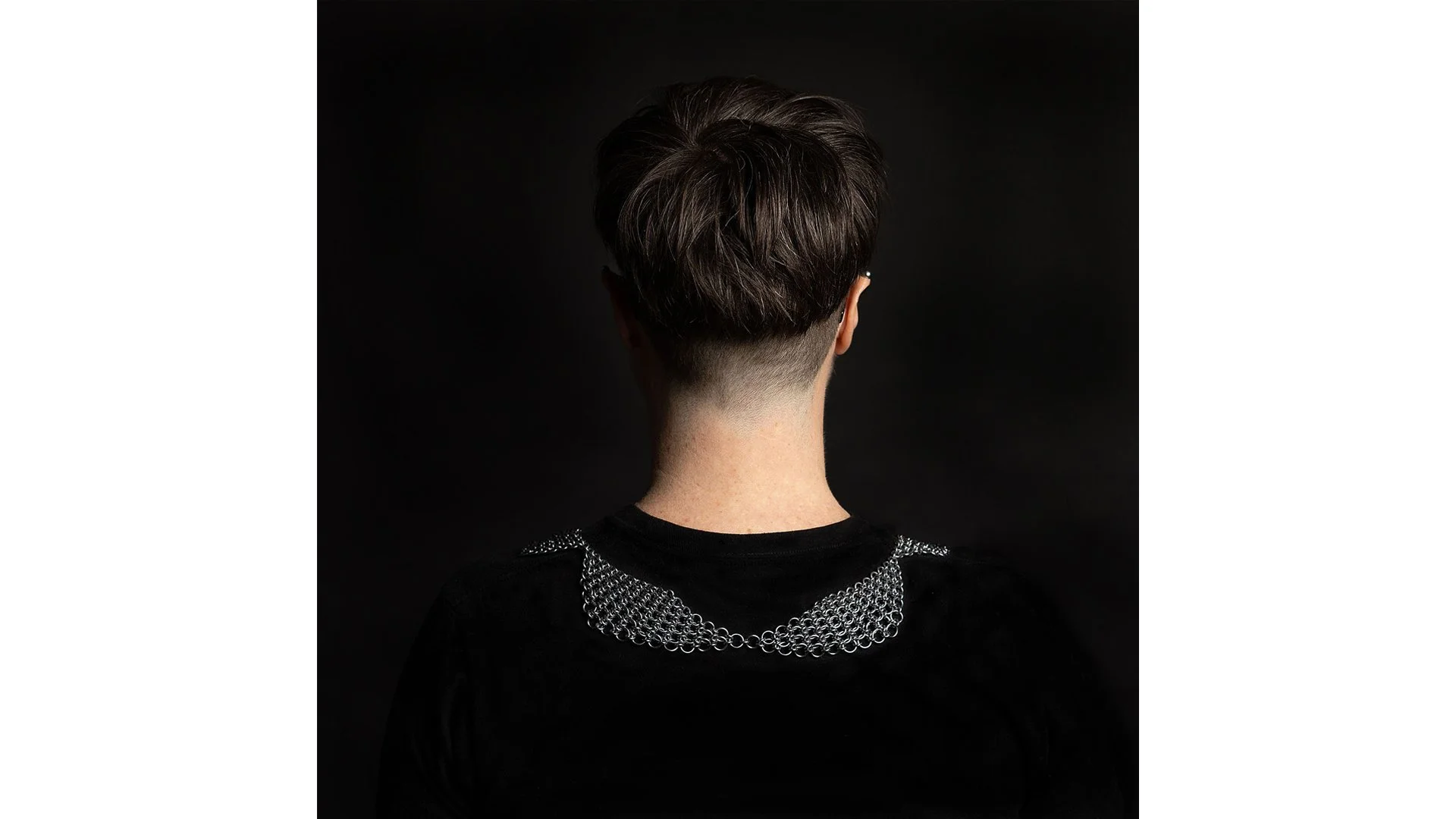 Rebekah Frank, Sunday Morning - Encompassing Collar, 2025, model: @rebekahgailfrank, photo: @lydiadaniller