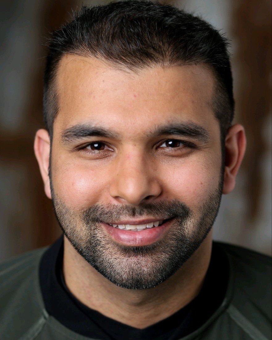 Karim Molwani, Secretary