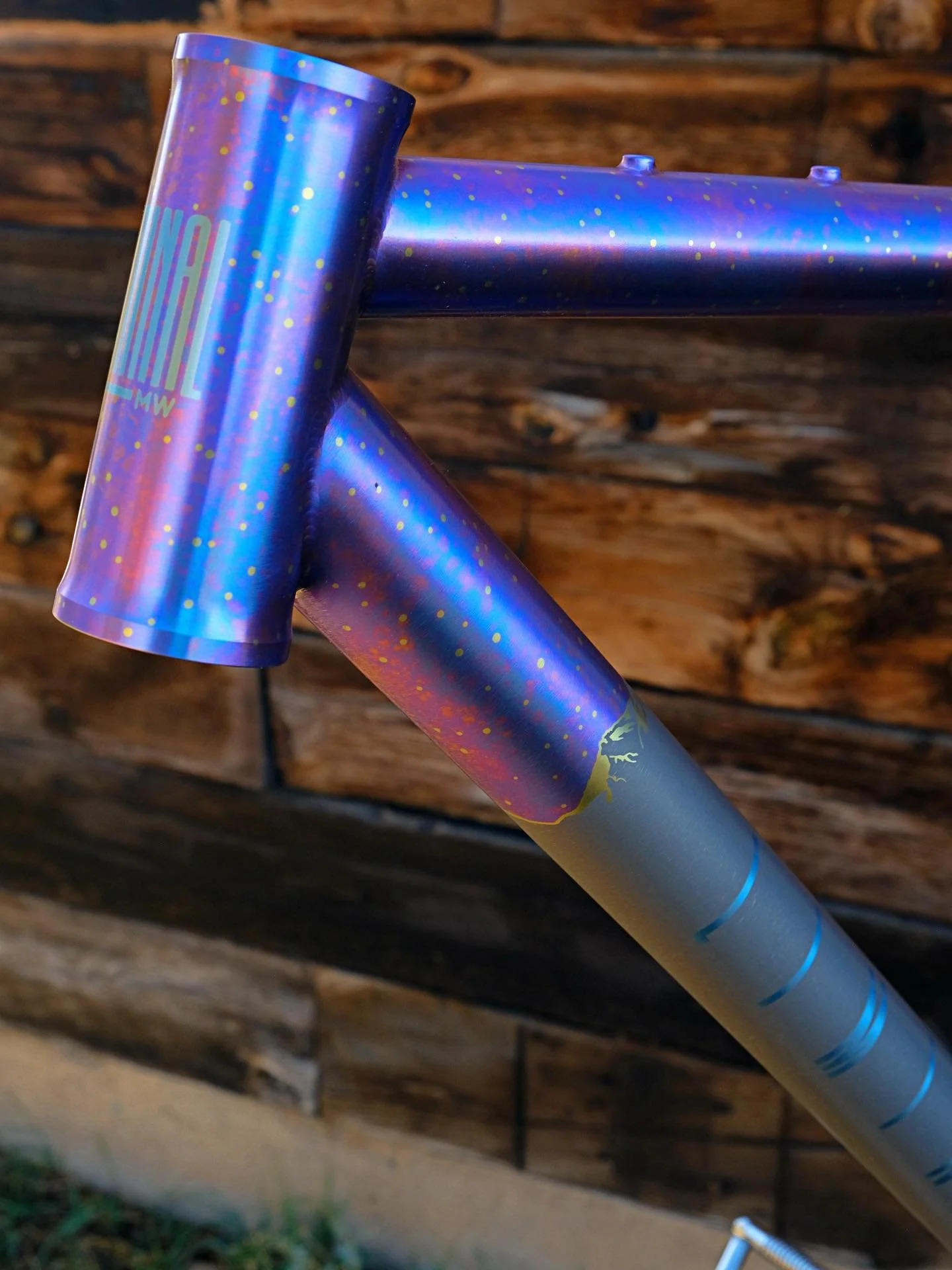 Tom&rsquo;s new Liminal ✨🌘✨
.
.
.
#titaniumanodizing #custombicycle #bikeart #art #cycling #roadbike #mountainbiking #mtb #gravelbike #madeinusa #liminalmw #titanium #anodizing #colorado