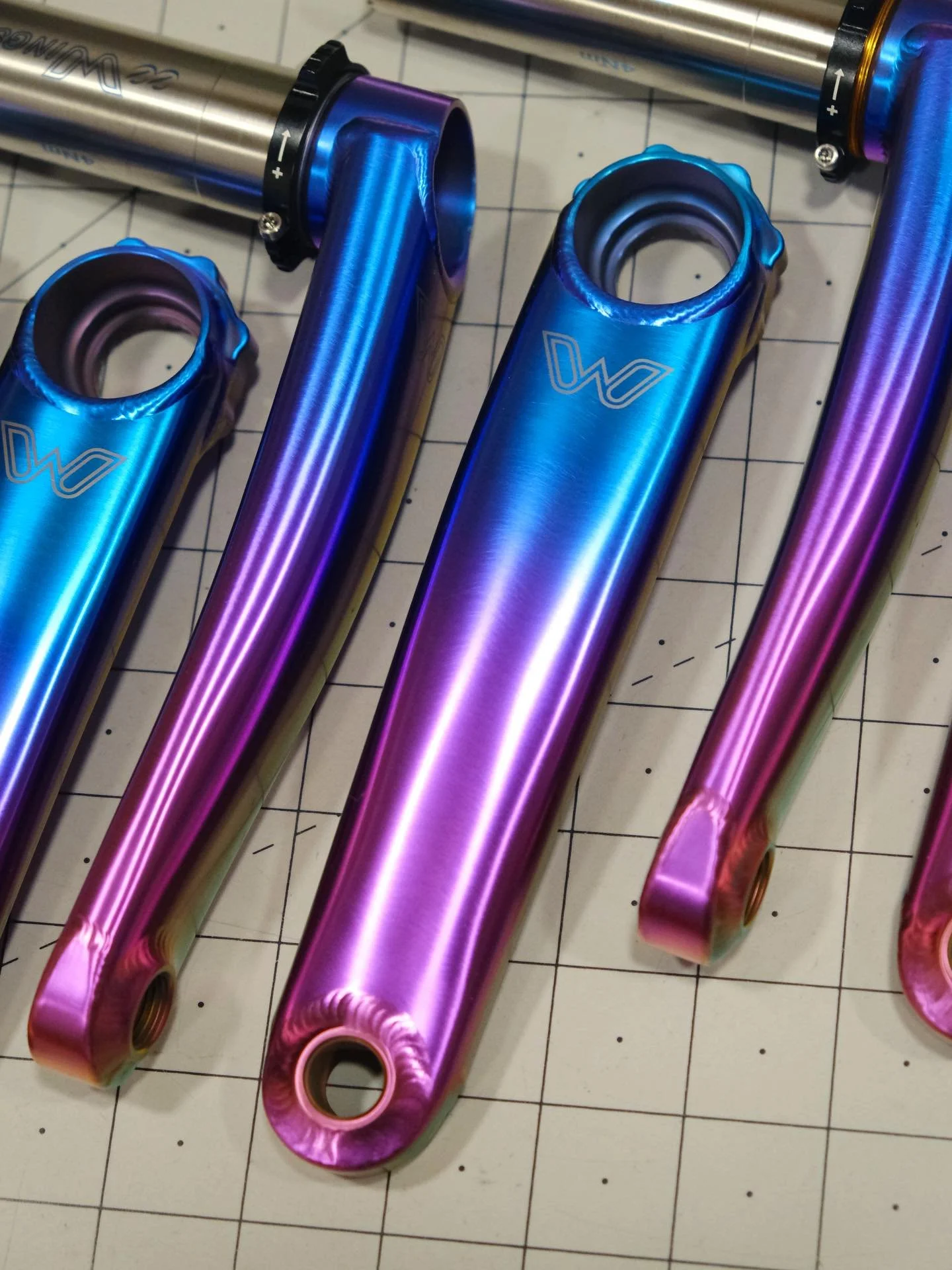 I can&rsquo;t get enough of the new 8-bolt eeWings in the Tie Dye colors. All eeWings, both 3 and 8 bolt, are marked 20% off for the rest of November&hellip; if you&rsquo;ve been jonesing for a set of these, now might be the time!
.
.
.
#eewings #tit