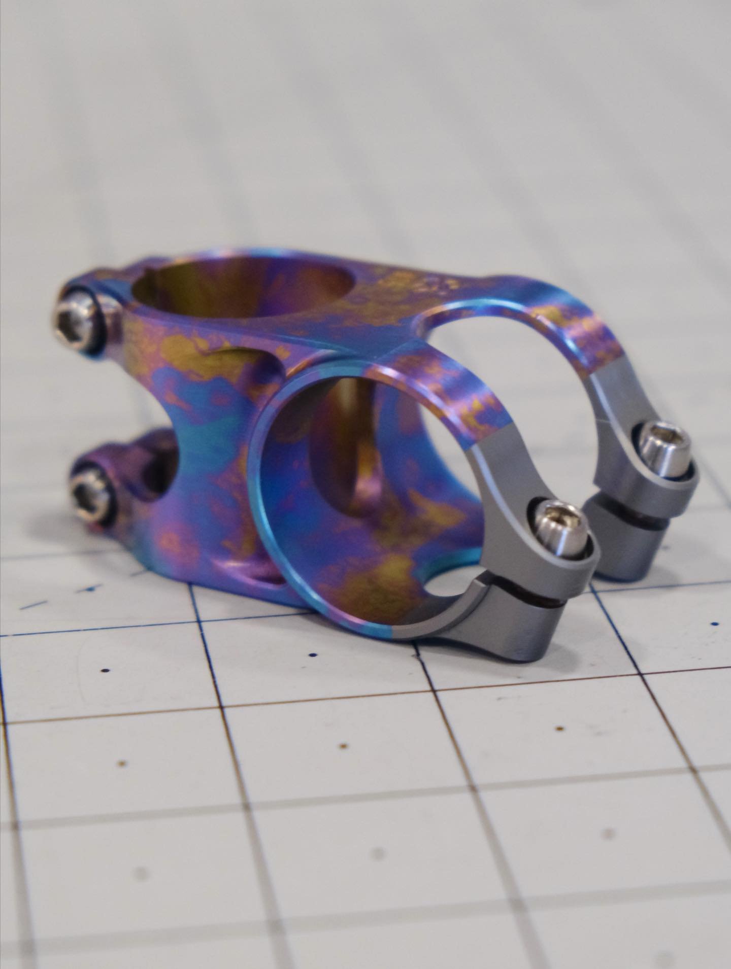 A custom Ogle ti stem for James 🙀