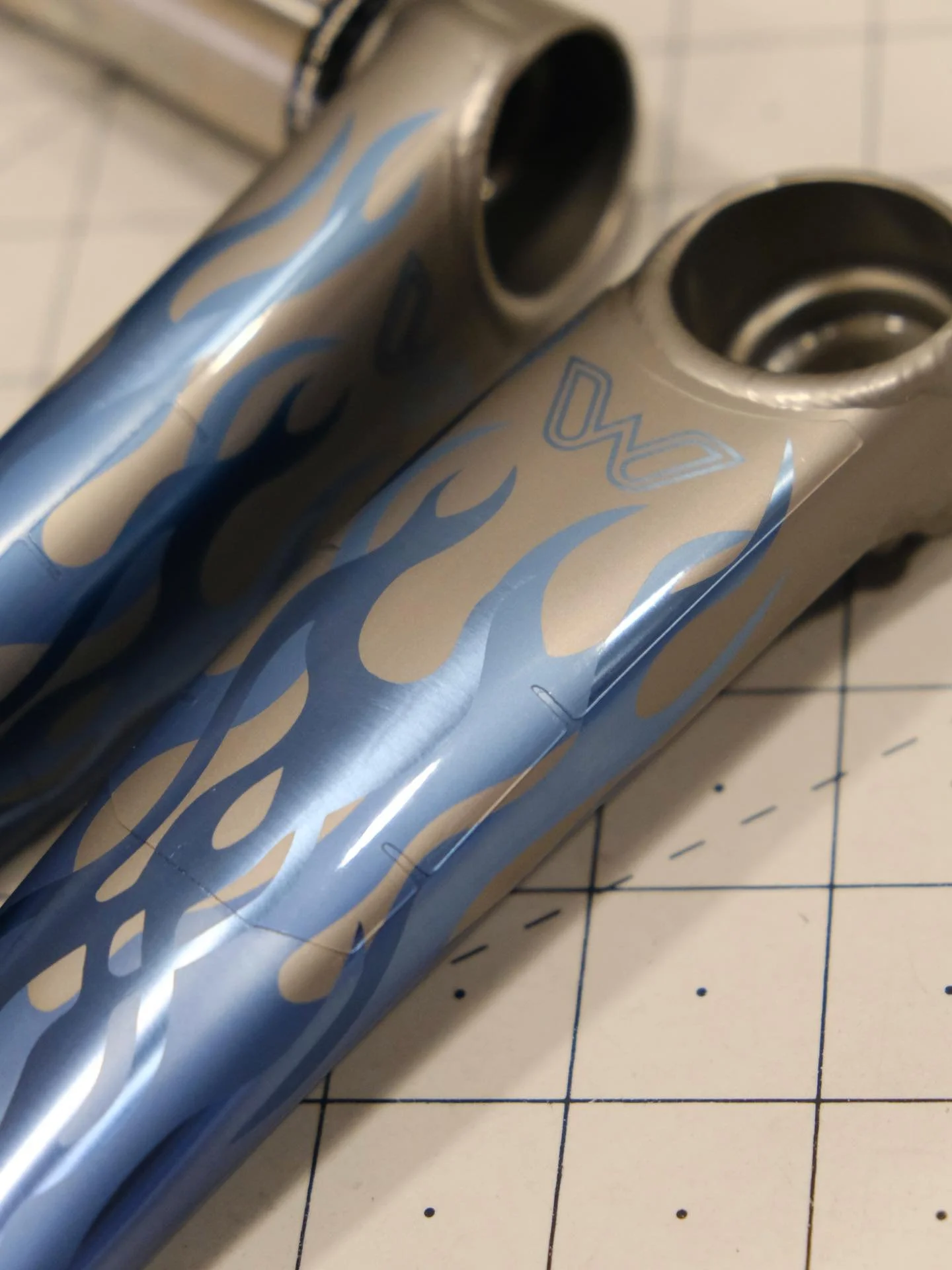 A set of heel rub protectors to finish off Seth&rsquo;s custom eeWings. I make these in-house, par excellence!
.
.
.
#eewings #canecreek #cycling #custombicycle #noboringbikes