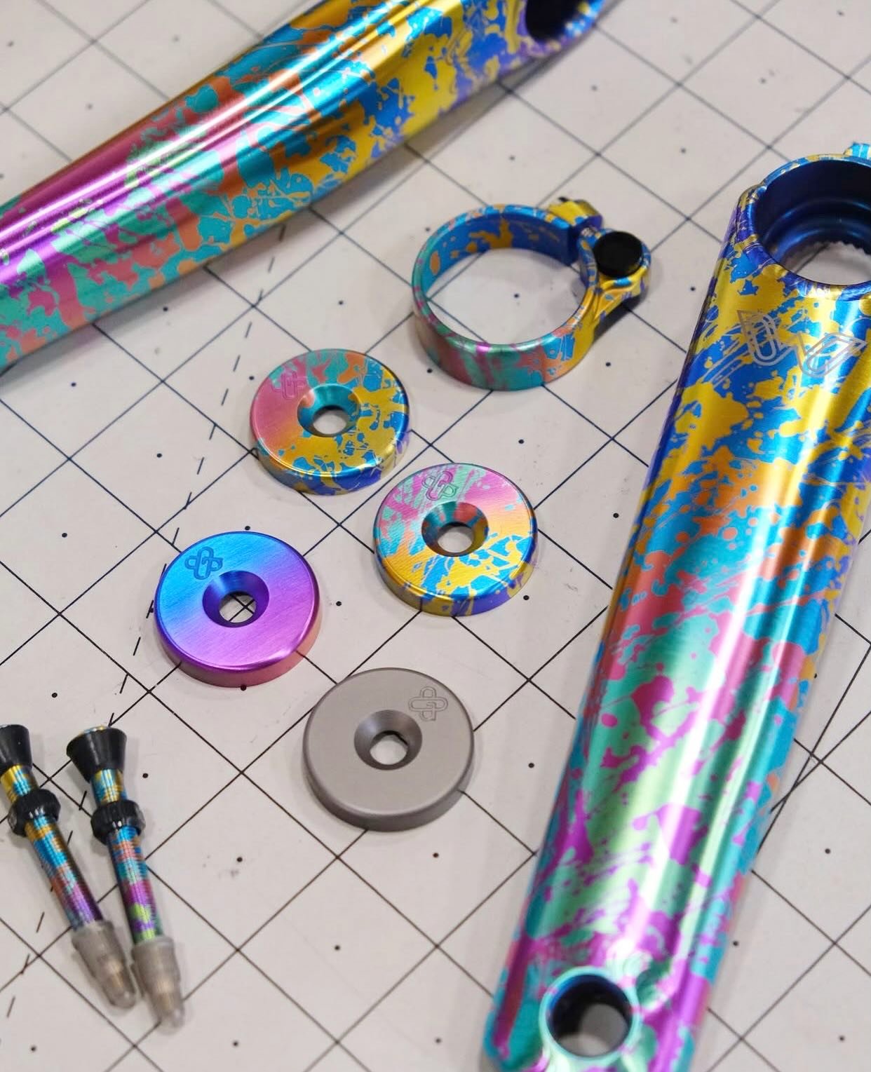 Sale time!!! Welp, it finally really feels like spring here in SW Colorado, so I guess that&rsquo;s my queue to do a spring sale. Now&rsquo;s a great chance to add that special fancy ti piece that you&rsquo;ve been wanting in your build: all Juniper 