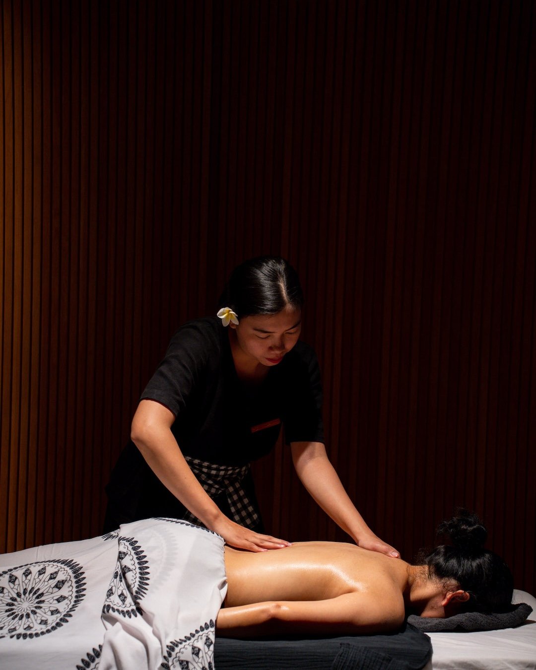 Your body carries you through every busy day. Every now and then, it deserves a little something back.

Settle in for a full-body massage at Mandala Spa and let skilled hands work away the tension, one slow, soothing movement at a time.

You&rsquo;ve