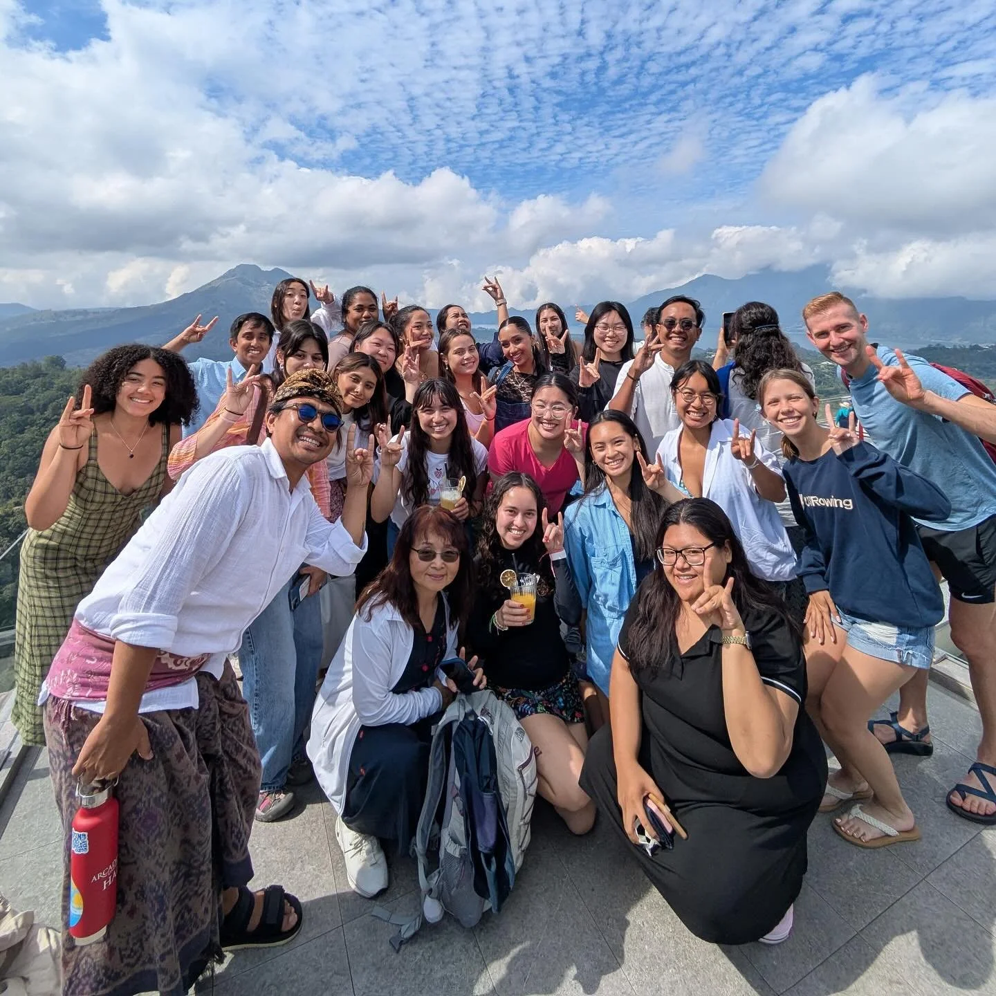Zot Zot Zot! Look at these @wenpublichealth study abroad students having an amazing time in Bali! #GlobalAnteaters #PublicHealth #Bali #uci