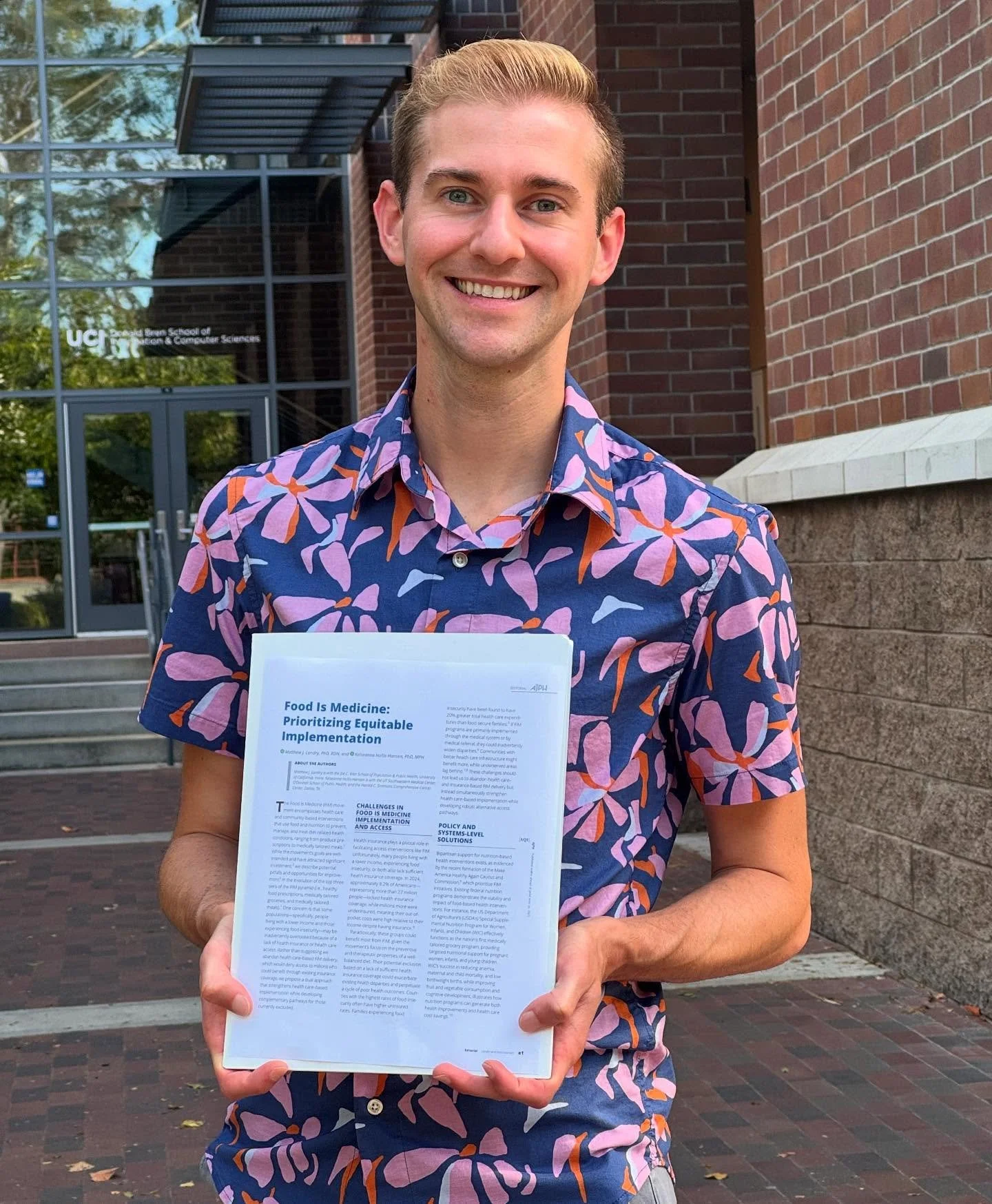 🚨 New Publication Alert! 🚨
The Food is Medicine movement is gaining momentum, but are we accidentally leaving people behind? 🤔
.
In our new editorial published in the American Journal of Public Health, my colleague Kelseanna Hollis-Hansen and I ar