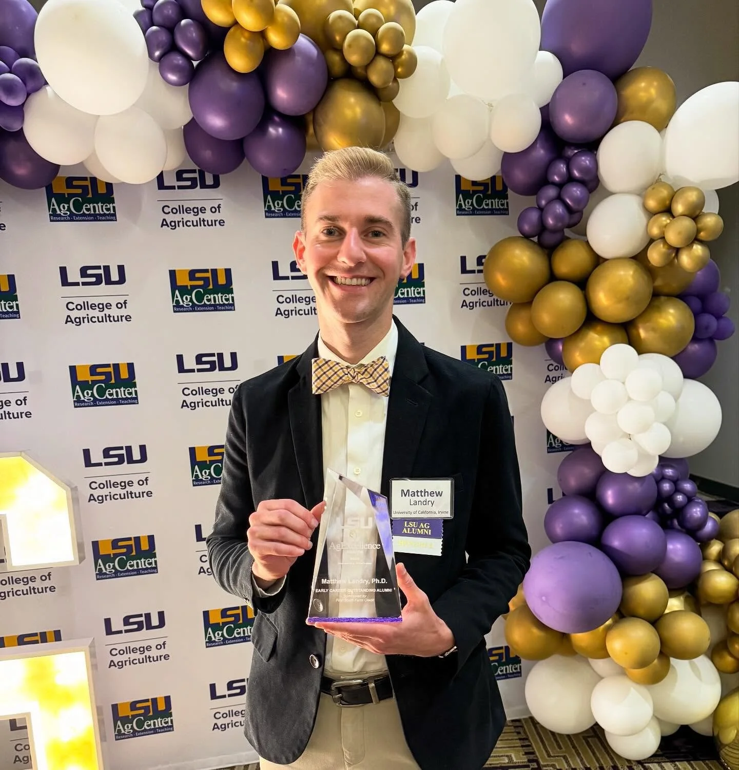 Geaux Tigers! 🐯 Honored to receive the Early Career Outstanding Alumni Award from the @lsucollegeofag. A decade out from Baton Rouge and my time as undergrad, and the roots planted there keep showing up in my work. Grateful to the professors and col