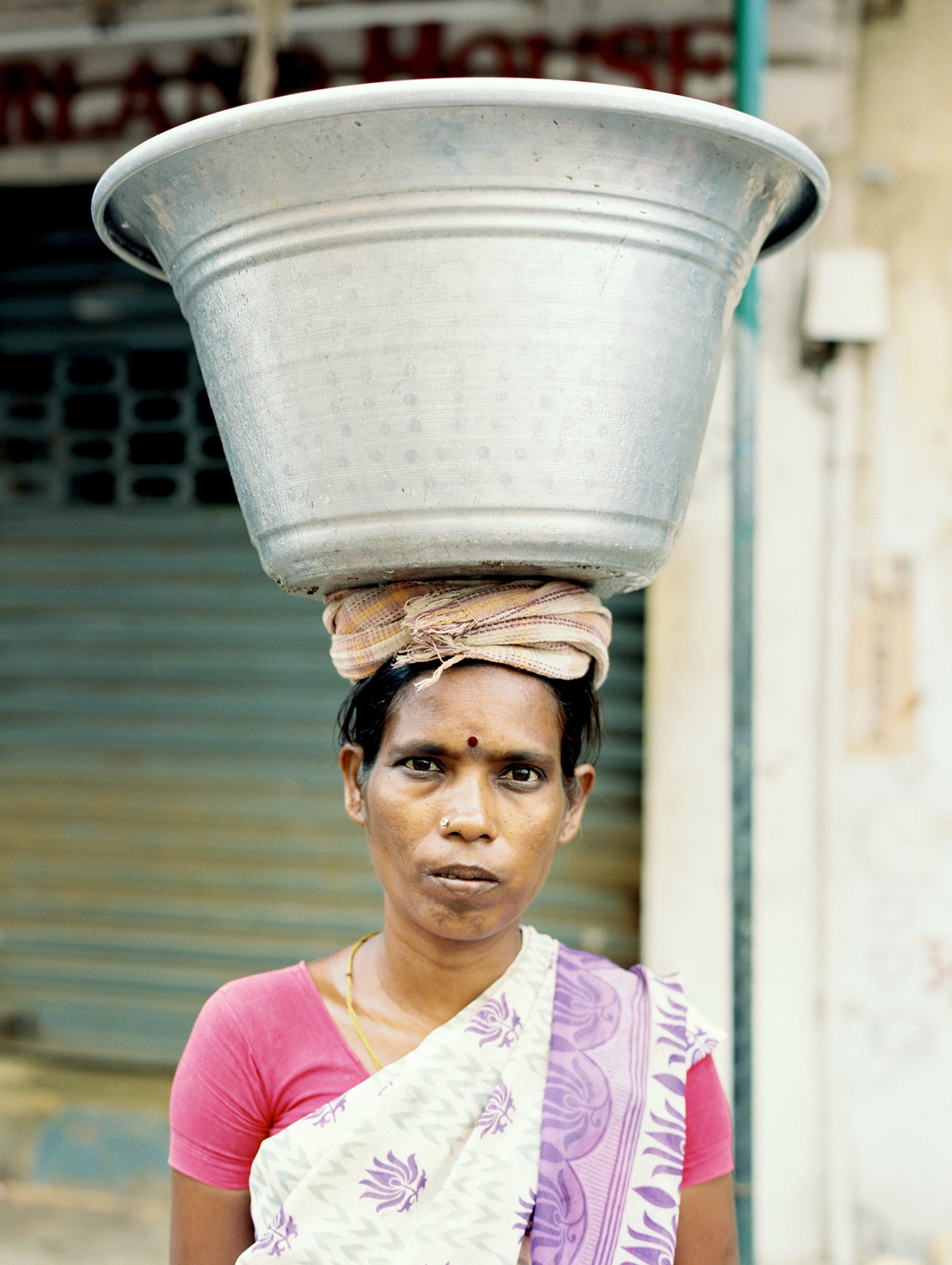 Fishing Wives // Chennai, India — ELISE HANNA