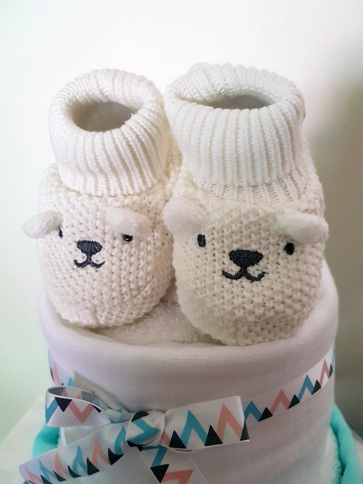 neutral nappy cake_booties.jpg