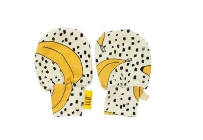banana mittens.jpg