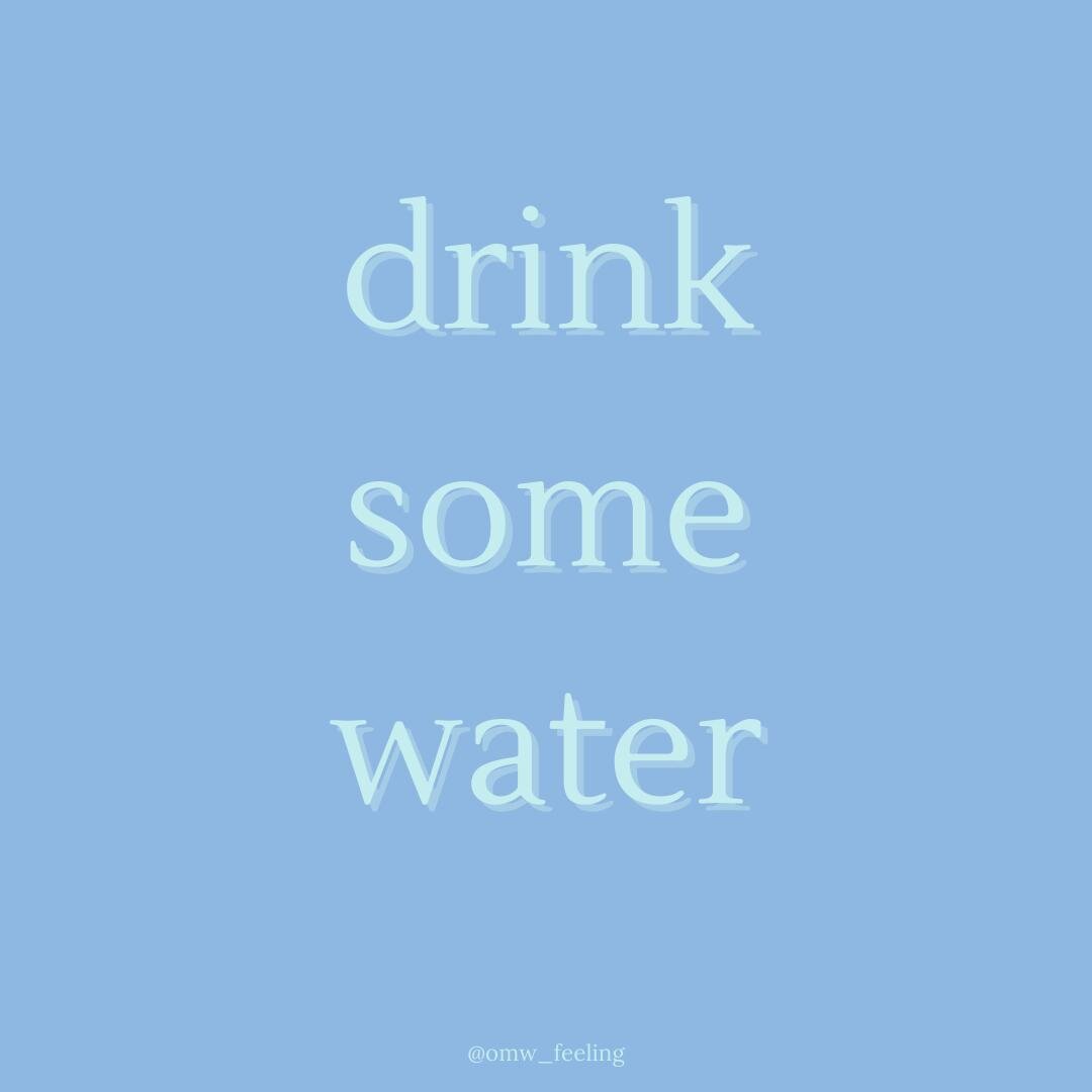 🚰 stop scrolling and get a glass! ⁠
⁠
Hydration is one of the best things we can do for our bodies, our brains, and our voices. ⁠
⁠
How many glasses do you drink in a day? (Or... *try* to drink🙃)