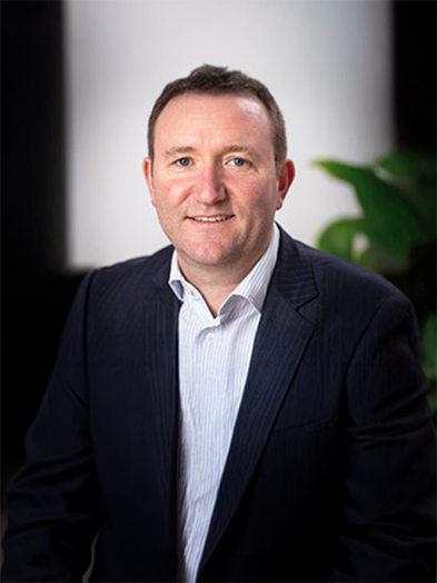 Andrew Saunders