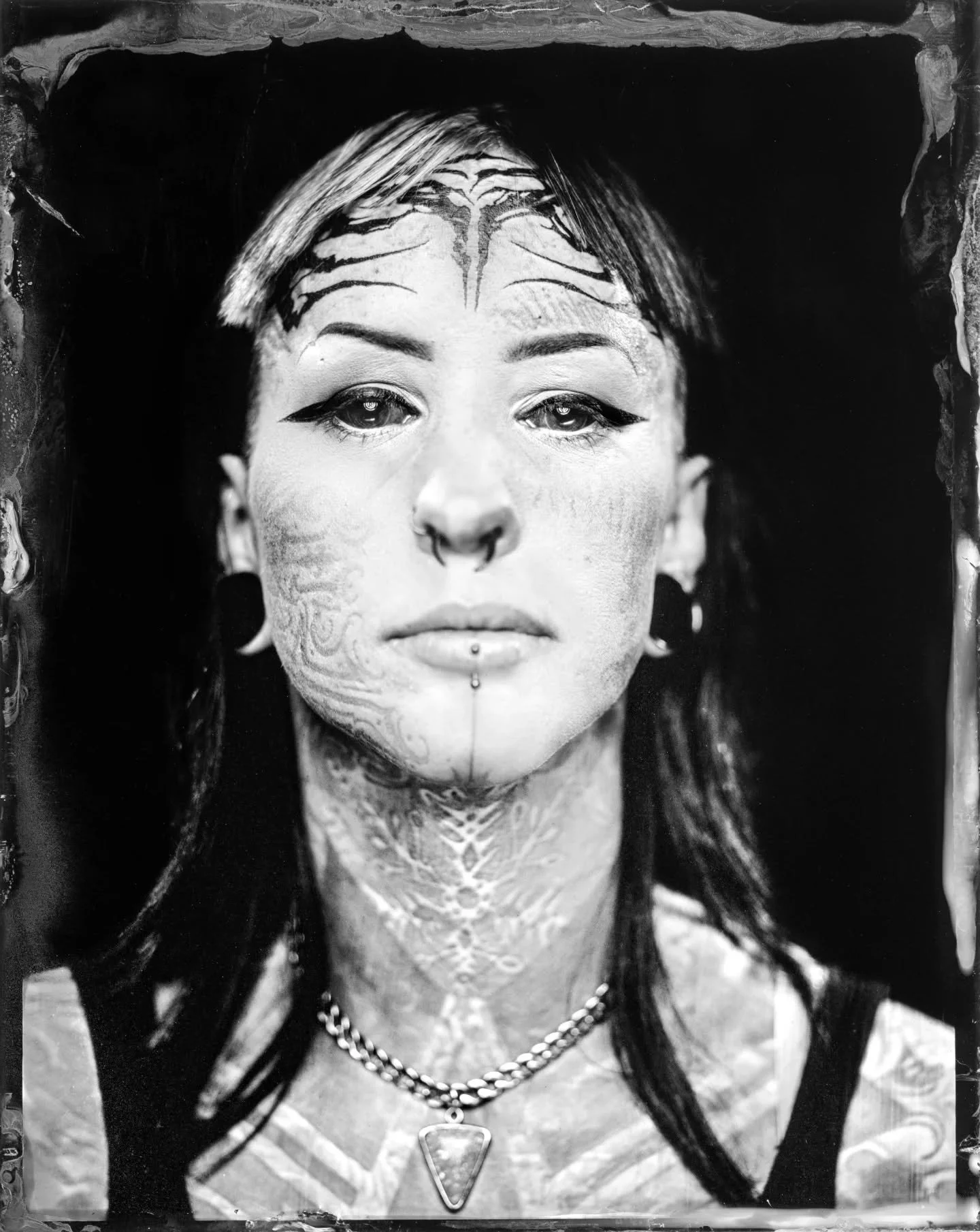 April Hunton on 4x5 Tintype ⚡️
An incredible dark realism tattooer and a truly kind soul. I was lucky enough to capture this portrait of April, featuring her striking eyeball tattoos at @westaustattoofest
Thank you so much for your time, April 🤍