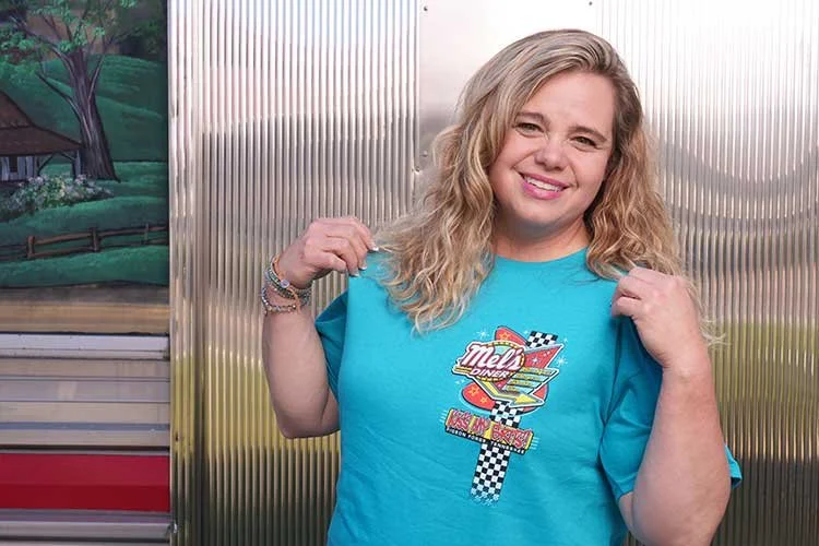 mel's-diner-2026-shirts-2.jpg