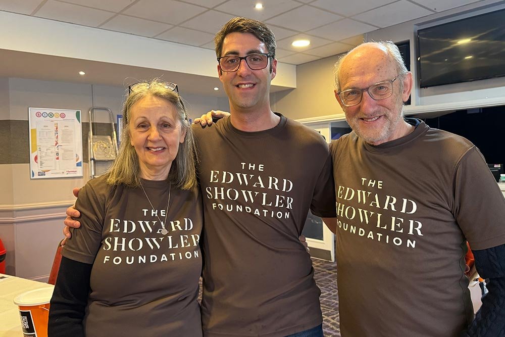 Tobie’s Sponsored Shave-Off Raises over £1,000