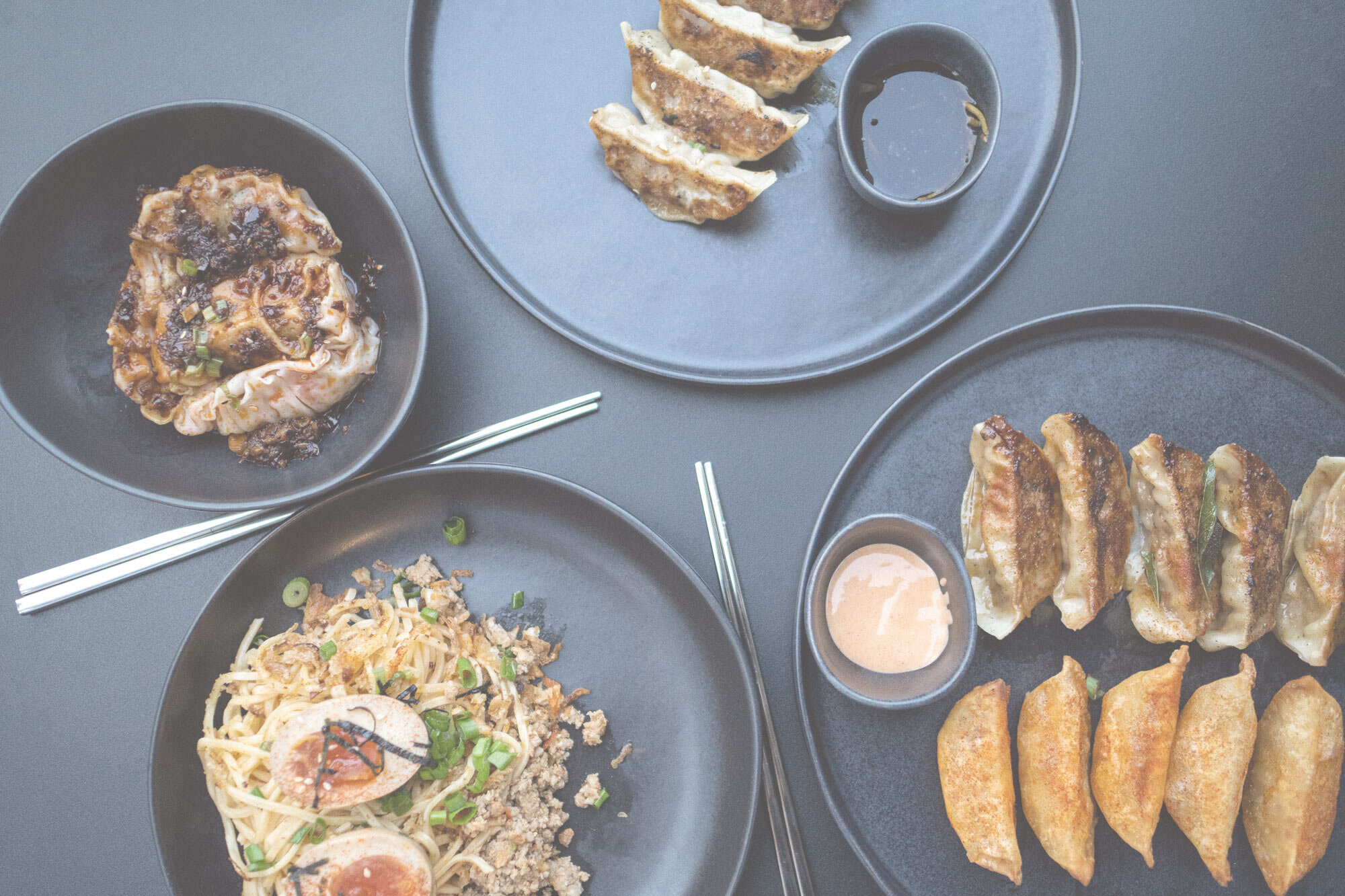 The best places to order food in Singapore [ LOCAL &amp; LOCKDOWN GUIDE ]
