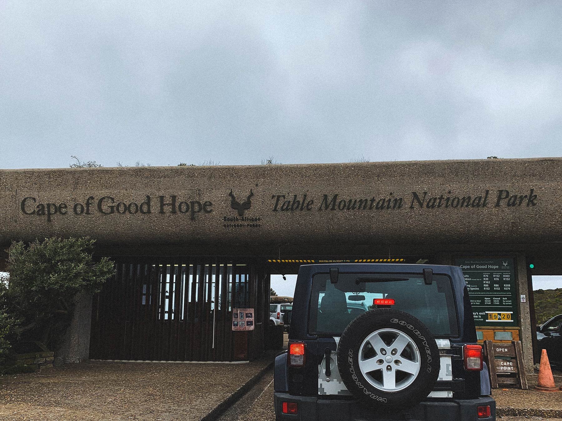 Cape_of-Good_Hope_Table-Mountain_Entry-Sign.jpg
