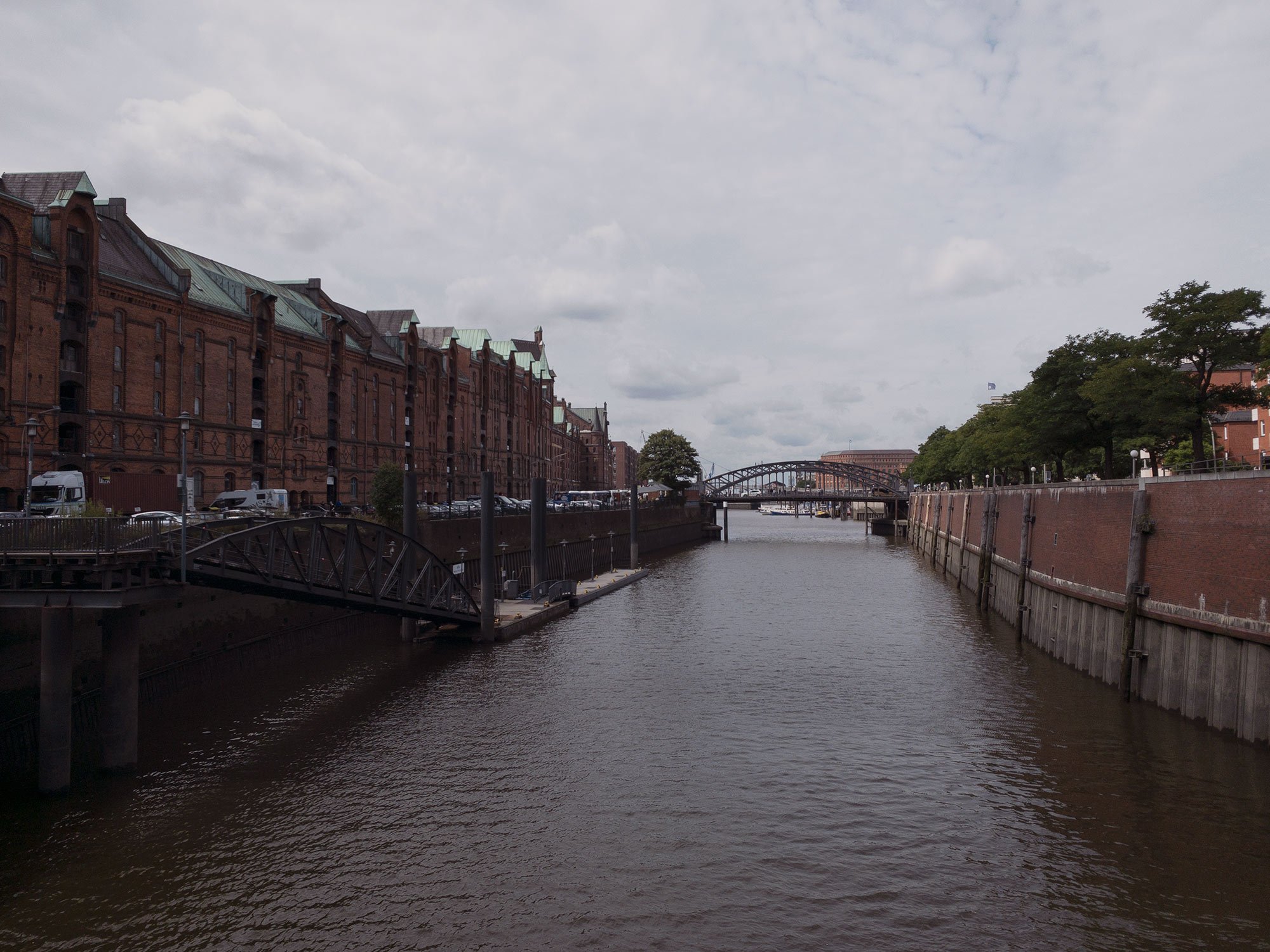 Kicking off the Road Trip in 'The Gateway to the world": Hamburg | A Travel Diary