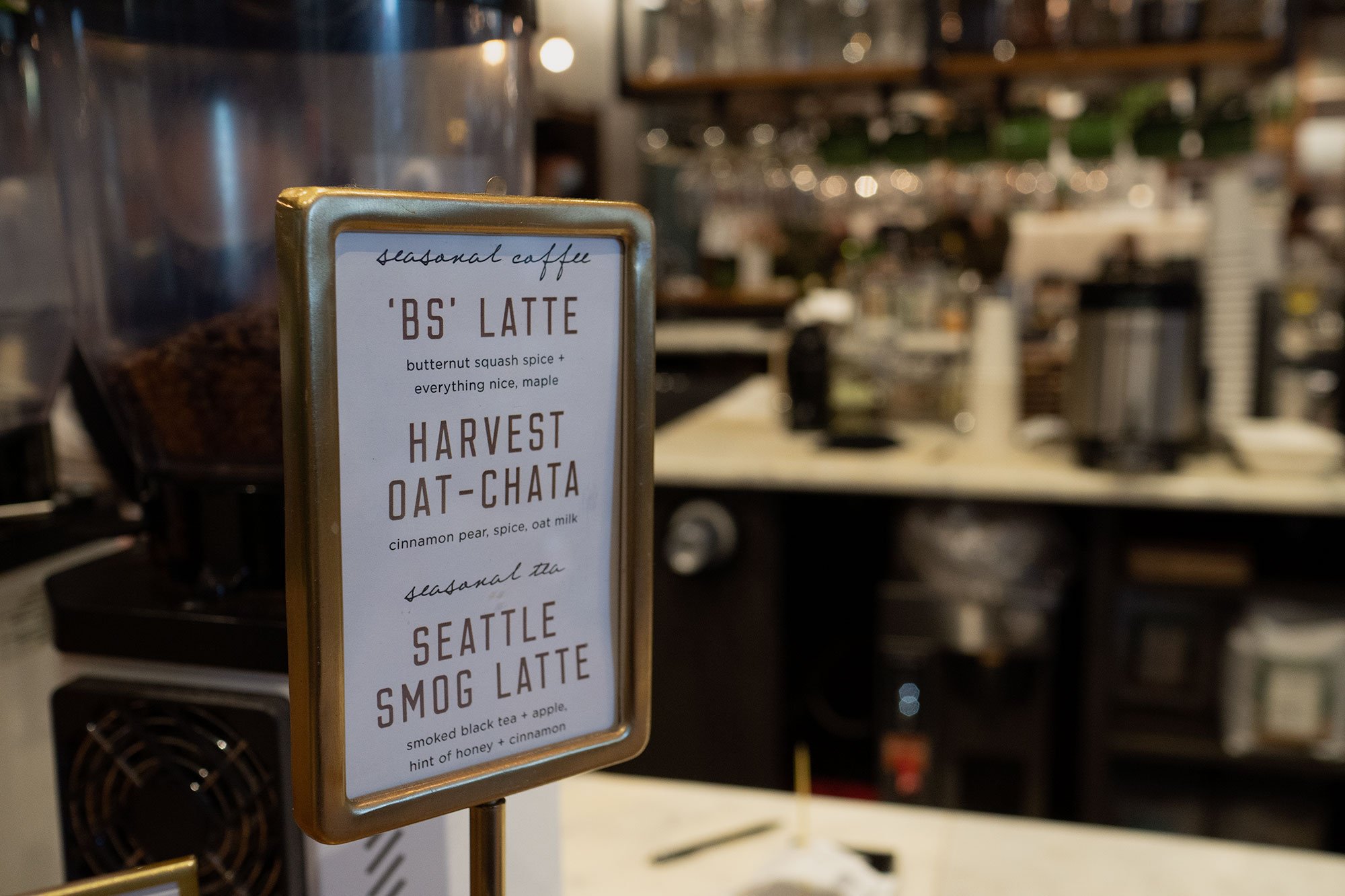 TRVL_DIARY_Seattle_36-Cafe-Bar-3.jpg